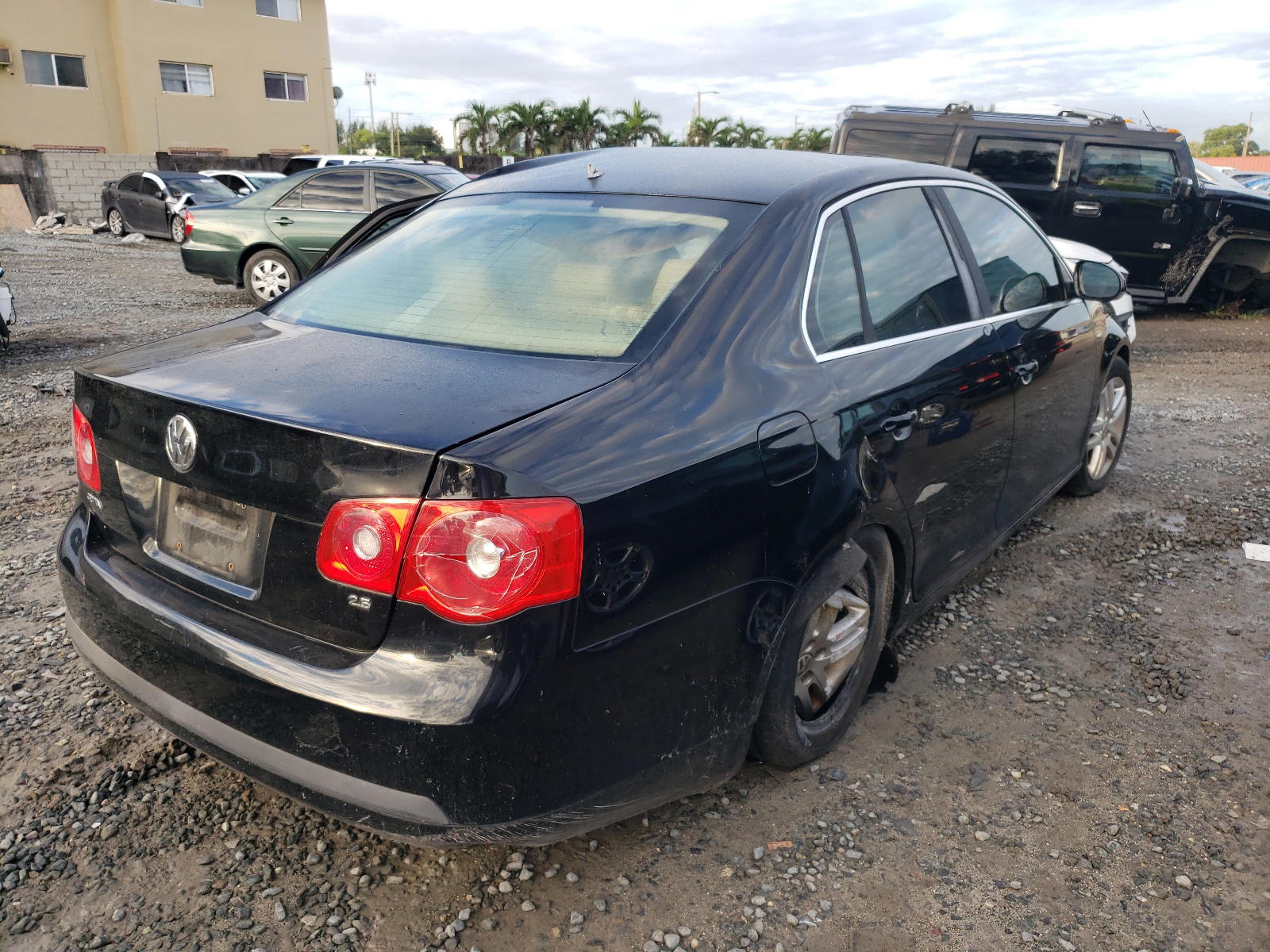 Photo 4 from auction – 2007 VOLKSWAGEN JETTA WOLF with VIN 3VWEF71K07M177570