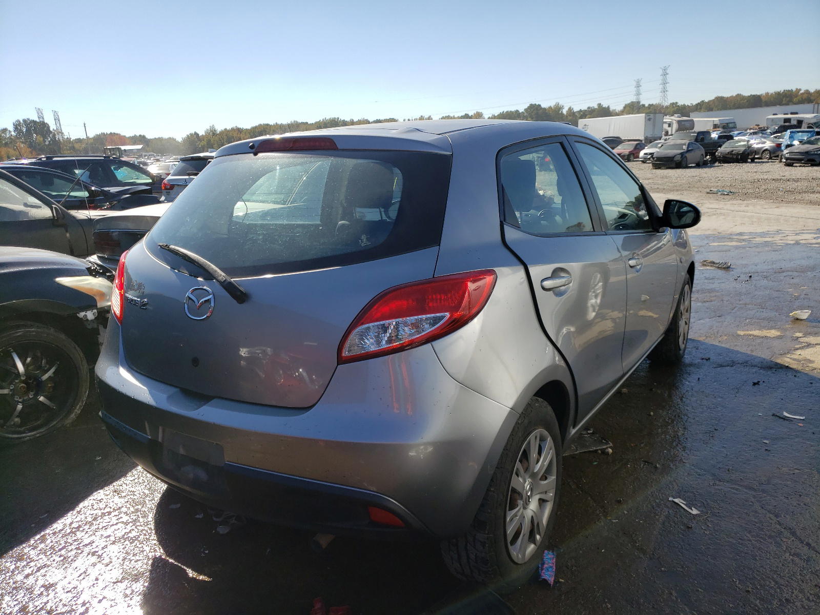 Photo 4 from auction – 2013 MAZDA MAZDA2 with VIN JM1DE1KZ2D0167681