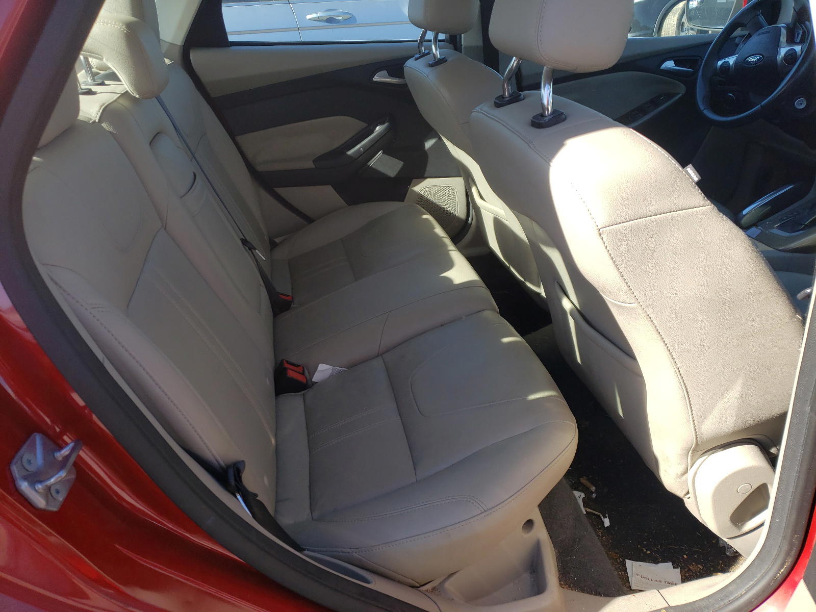 Photo 6 from auction – 2012 FORD FOCUS with VIN 1FAHP3H21CL104740