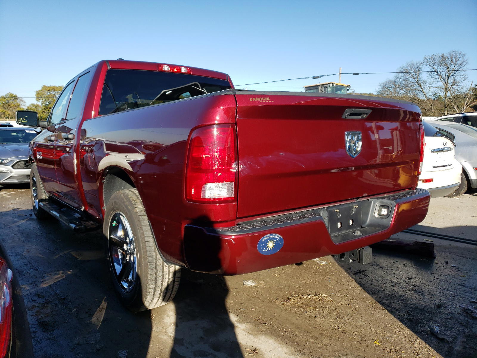 Photo 3 from auction – 2018 RAM 1500 ST with VIN 1C6RR6FGXJS239735