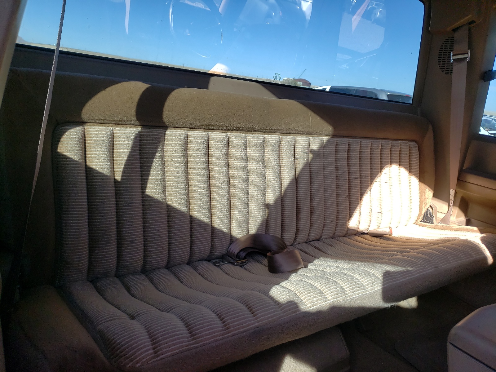 Photo 6 from auction – 1994 GMC SIERRA K15 with VIN 2GTEK19K2R1543975