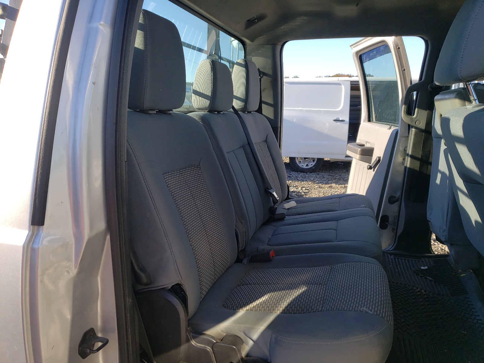 Photo 6 from auction – 2015 FORD F350 SUPER with VIN 1FT8W3B68FEA55456