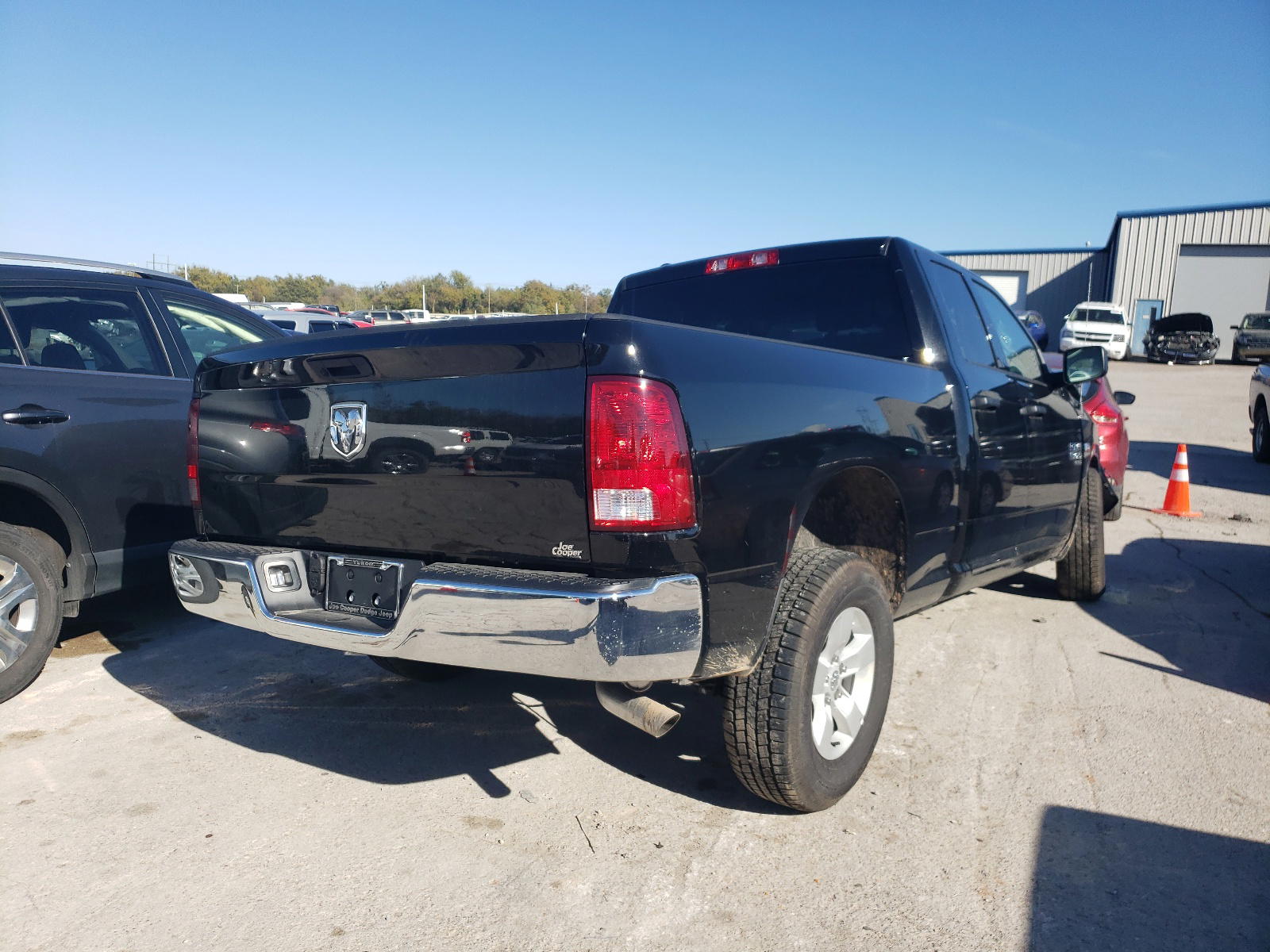 Photo 4 from auction – 2021 RAM 1500 CLASS with VIN 1C6RR6FT3MS551185