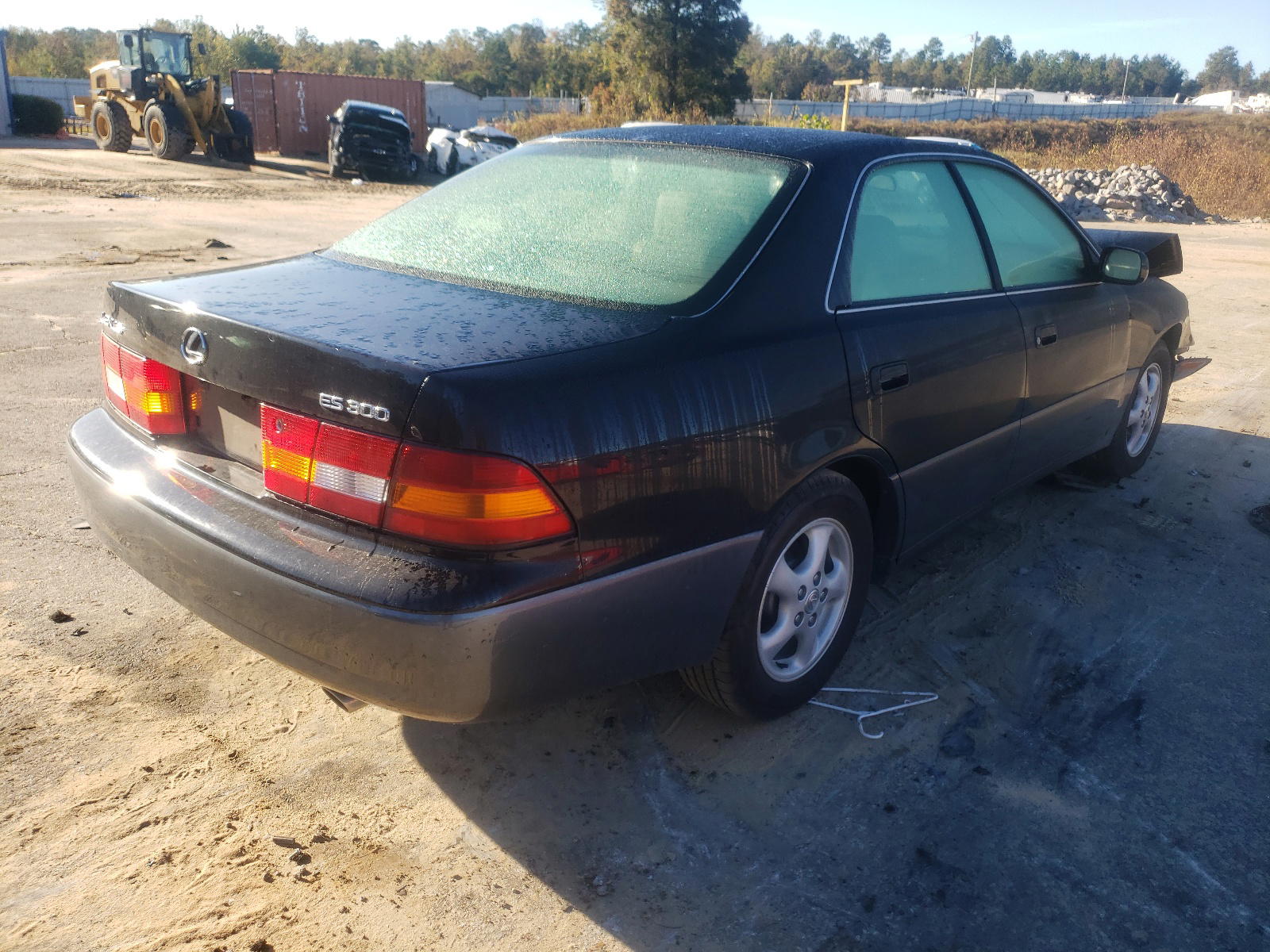 Photo 4 from auction – 1997 LEXUS ES 300 with VIN JT8BF22G6V5000770