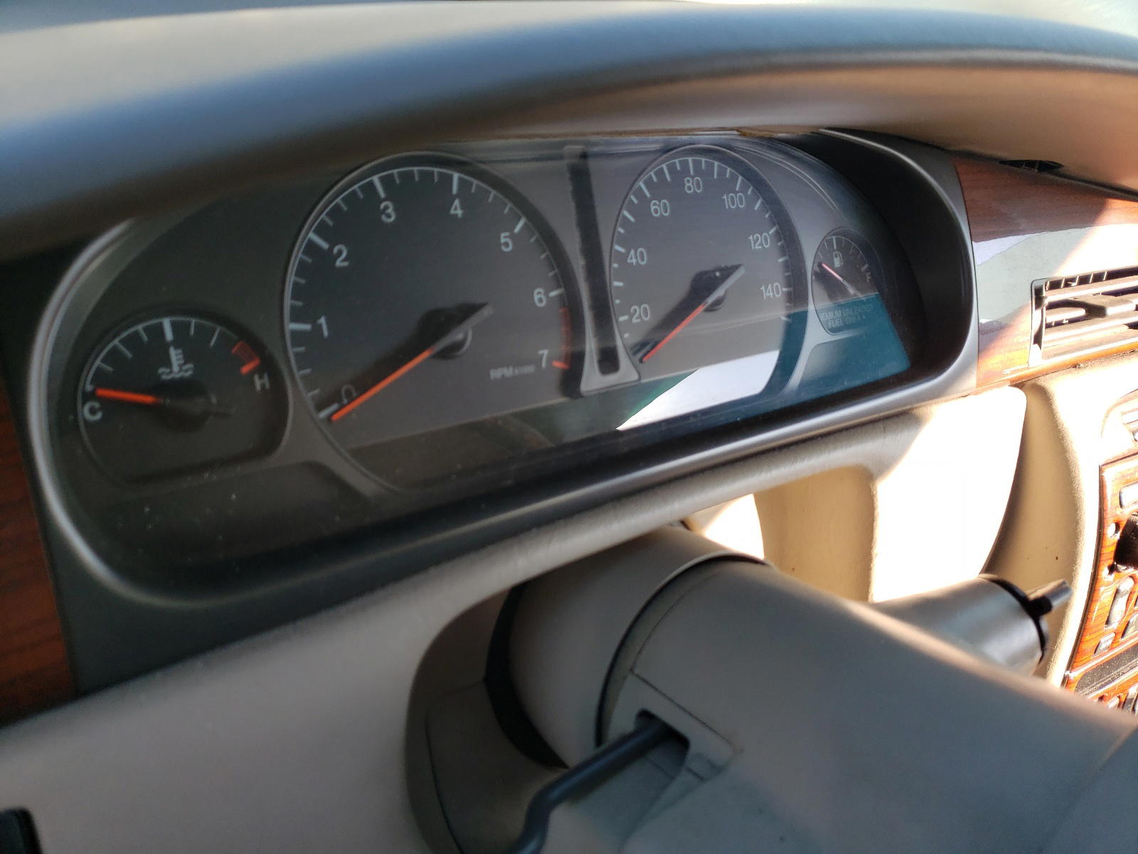 Photo 8 from auction – 1998 CADILLAC ELDORADO with VIN 1G6EL12Y2WU610816