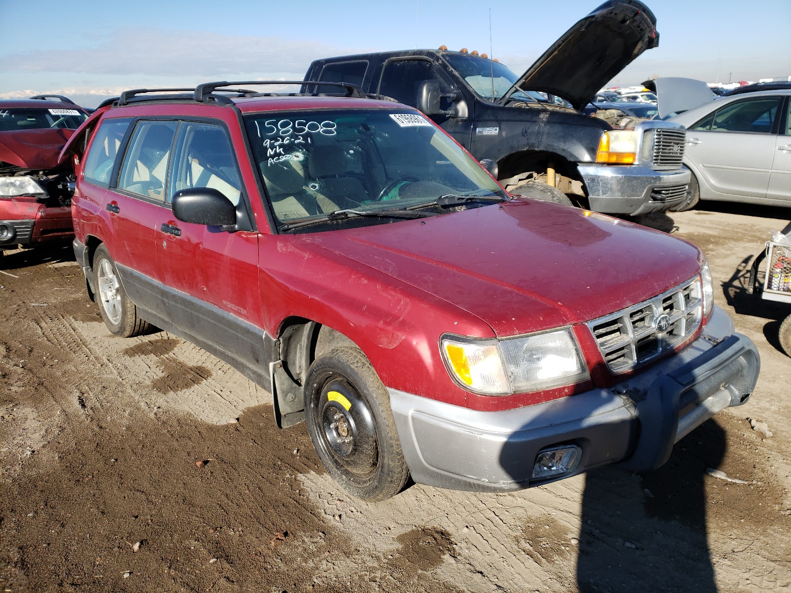 SUBARU FORESTER S 1999 with VIN JF1SF6552XG748609 - Photo from auction