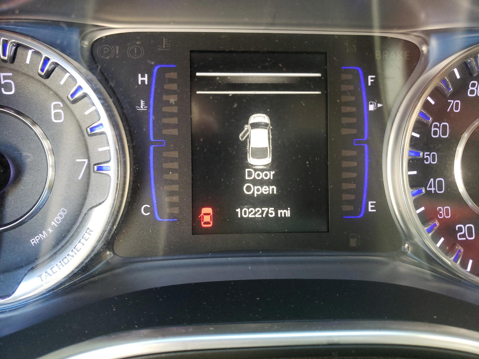 Photo 8 from auction – 2017 CHRYSLER 200 LIMITE with VIN 1C3CCCAG2HN503968