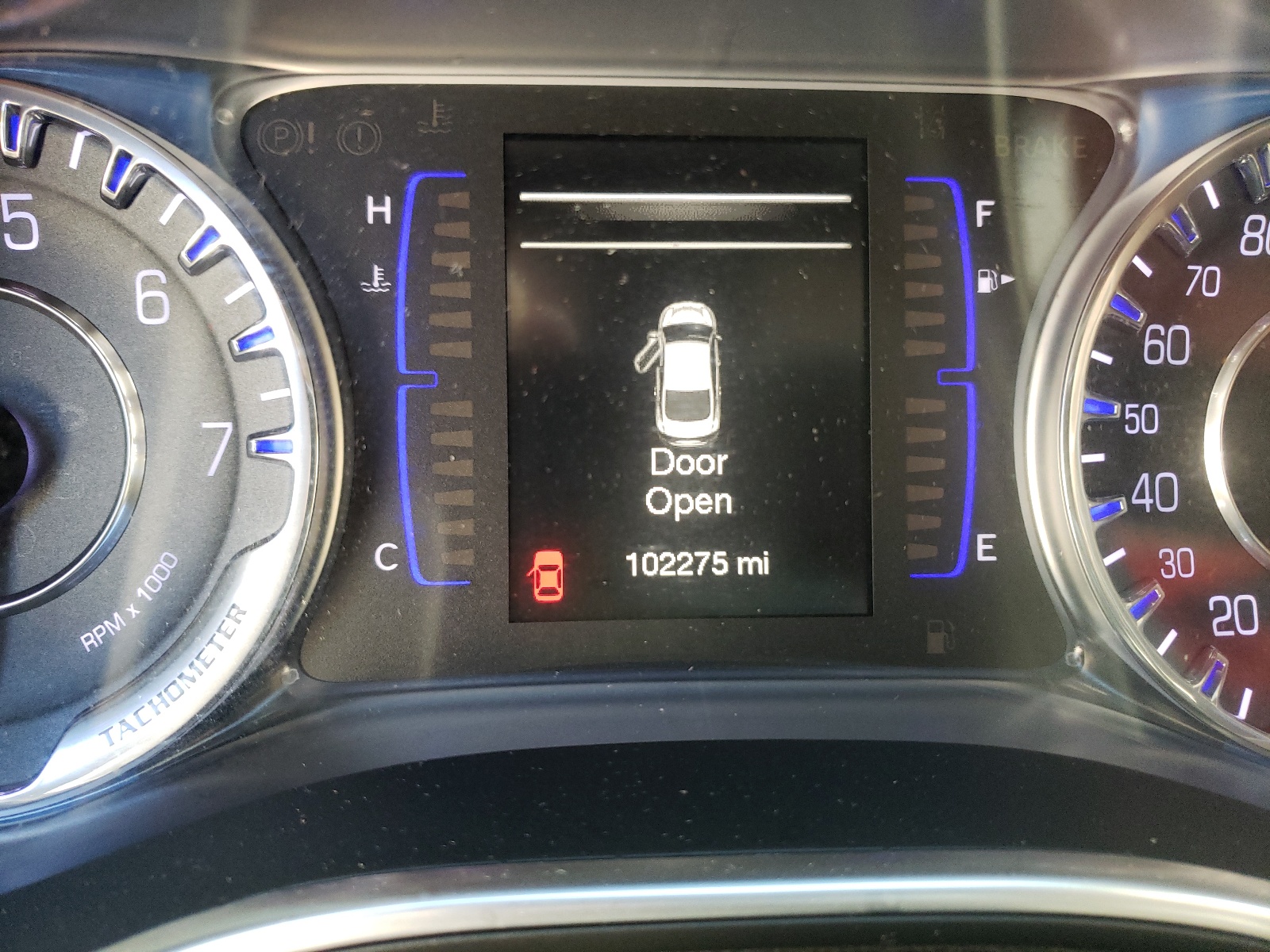 Foto 8 de la subasta – 2017 CHRYSLER 200 LIMITE con VIN 1C3CCCAG2HN503968