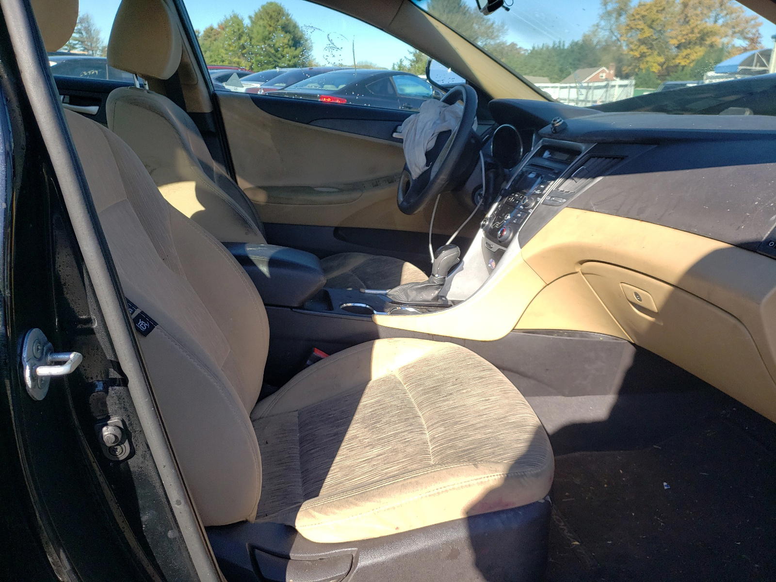 Photo 5 from auction – 2012 HYUNDAI SONATA GLS with VIN 5NPEB4AC8CH364190