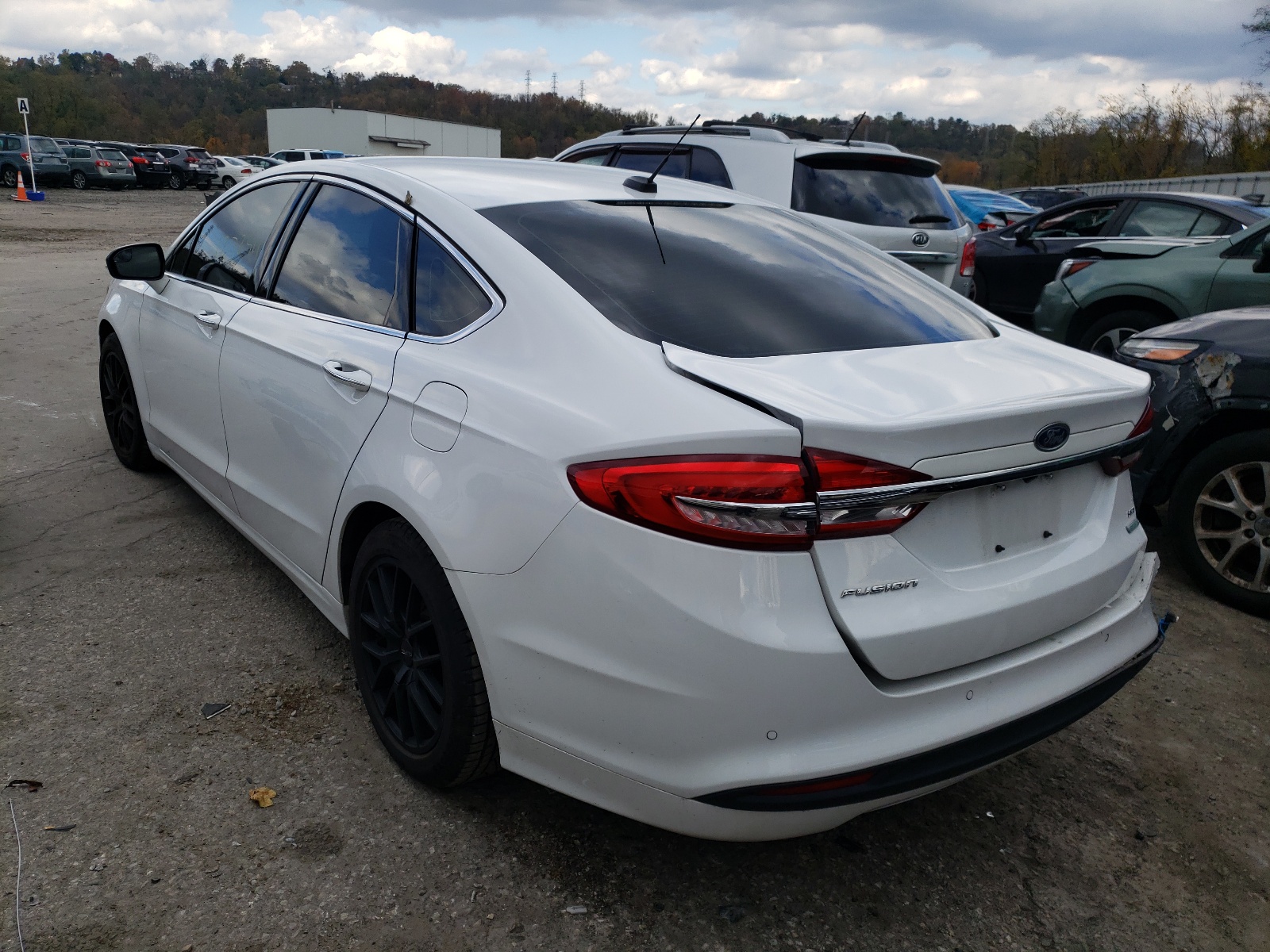Photo 3 from auction – 2017 FORD FUSION SE with VIN 3FA6P0HDXHR143701