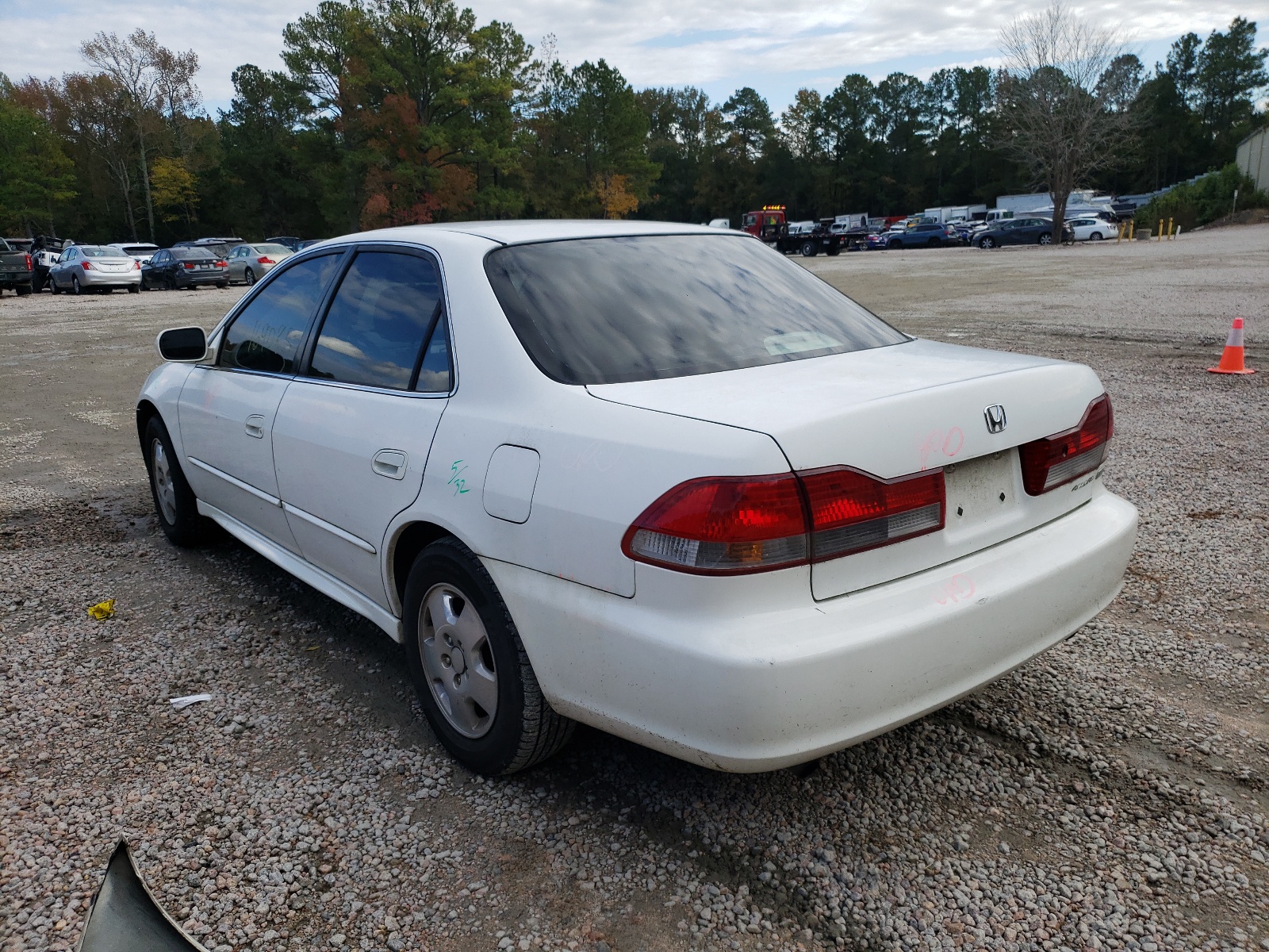 Photo 3 from auction – 2002 HONDA ACCORD EX with VIN 1HGCG16562A048926
