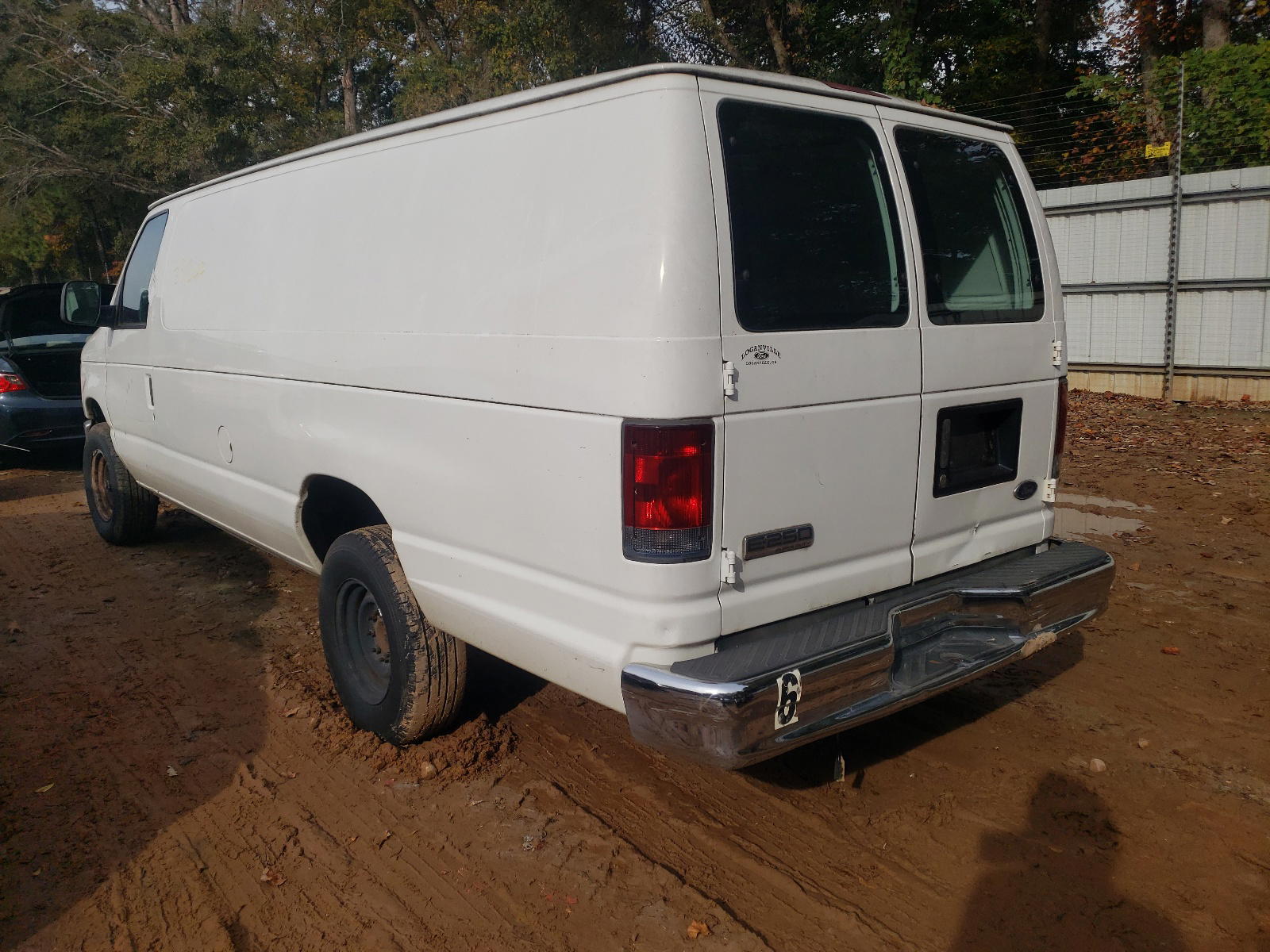 Photo 3 from auction – 2008 FORD ECONOLINE with VIN 1FTNS24W88DA19331