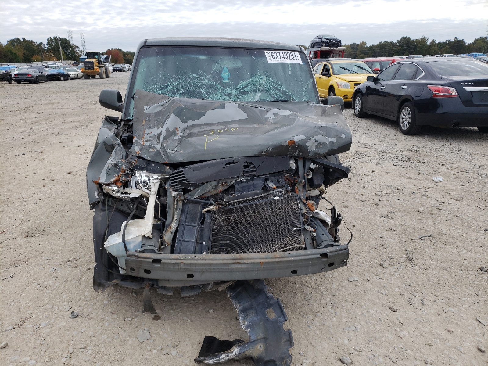 Photo 9 from auction – 2005 TOYOTA SCION XB with VIN JTLKT324650175124