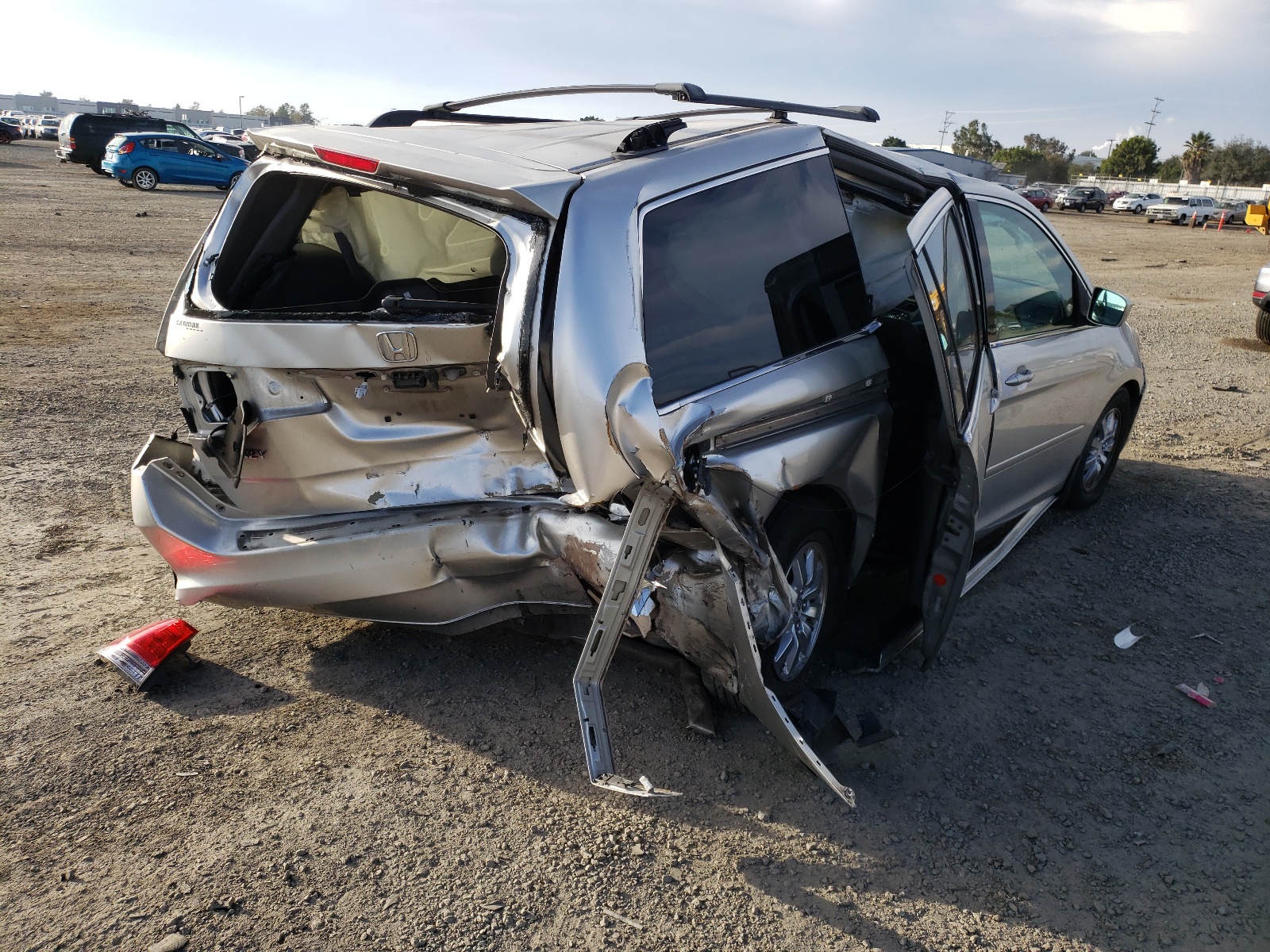 Photo 4 from auction – 2009 HONDA ODYSSEY EX with VIN 5FNRL38449B047070
