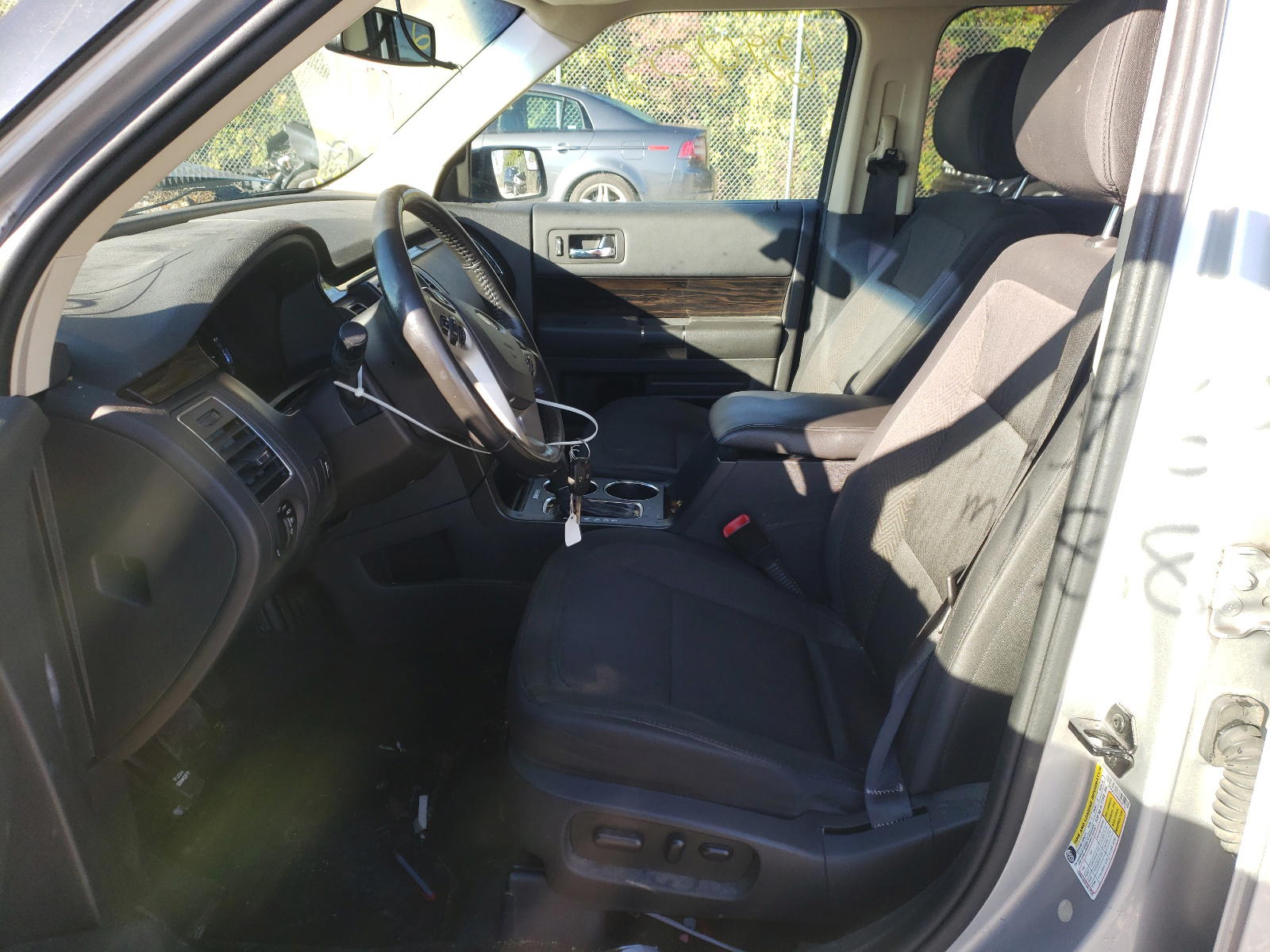 Photo 5 from auction – 2013 FORD FLEX SEL with VIN 2FMGK5C89DBD34132