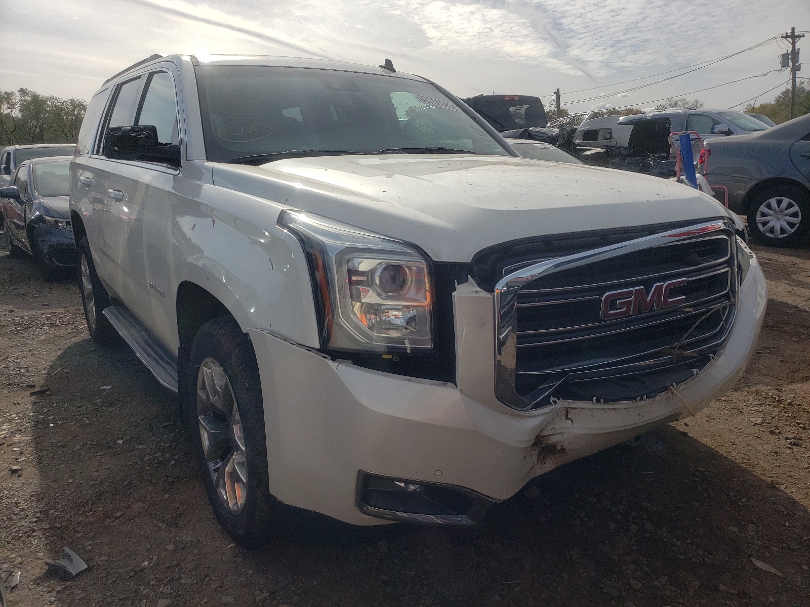 Photo 1 from auction – 2015 GMC YUKON SLT with VIN 1GKS2BKC3FR137609