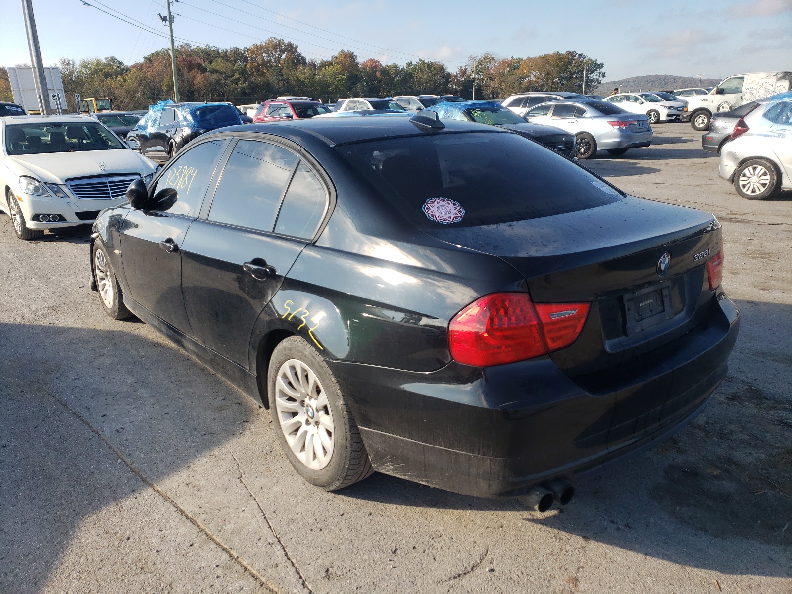 Photo 3 from auction – 2009 BMW 328 I with VIN WBAPH77589NL81904
