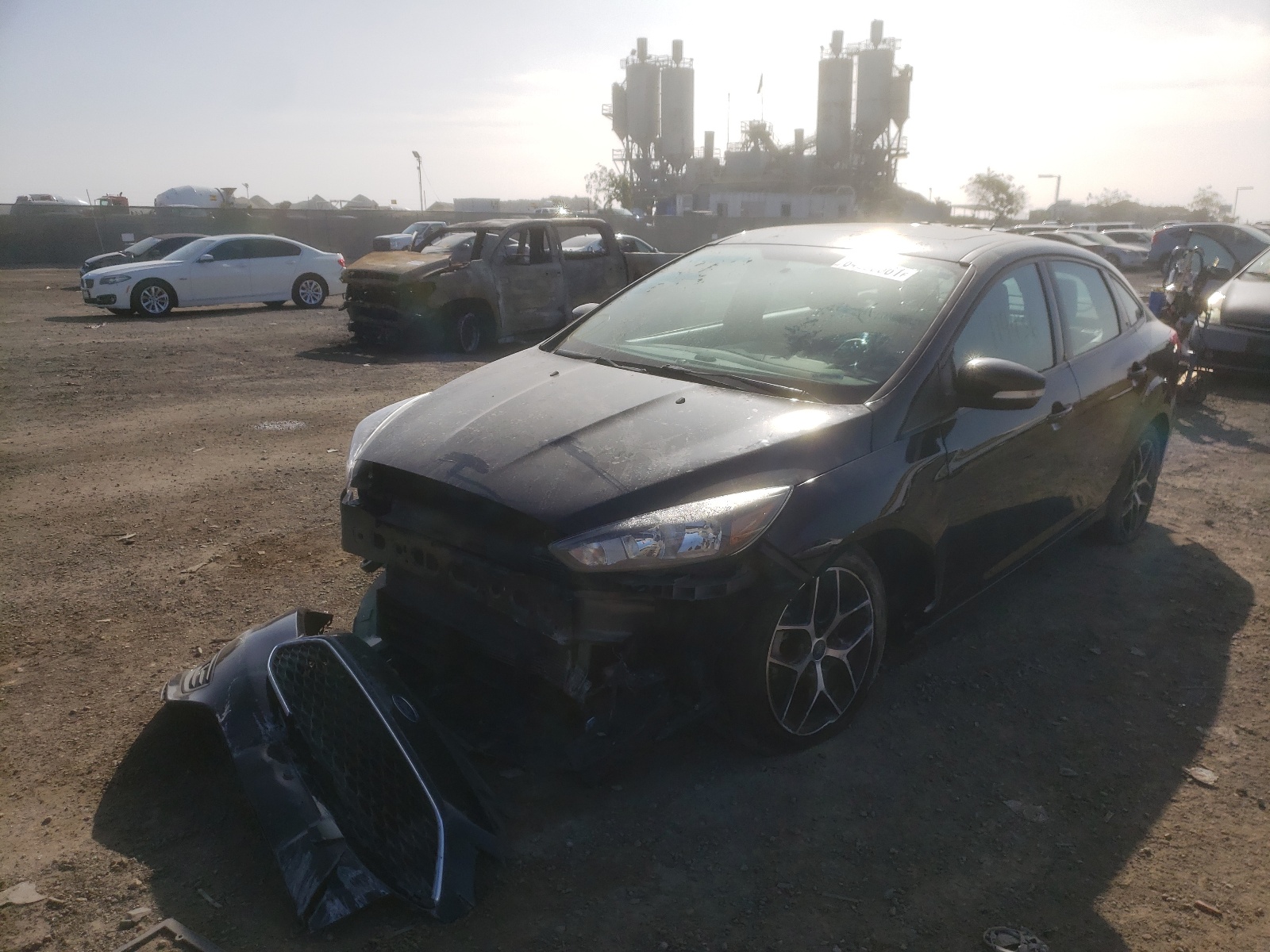 Photo 2 from auction – 2018 FORD FOCUS SEL with VIN 1FADP3H24JL305026
