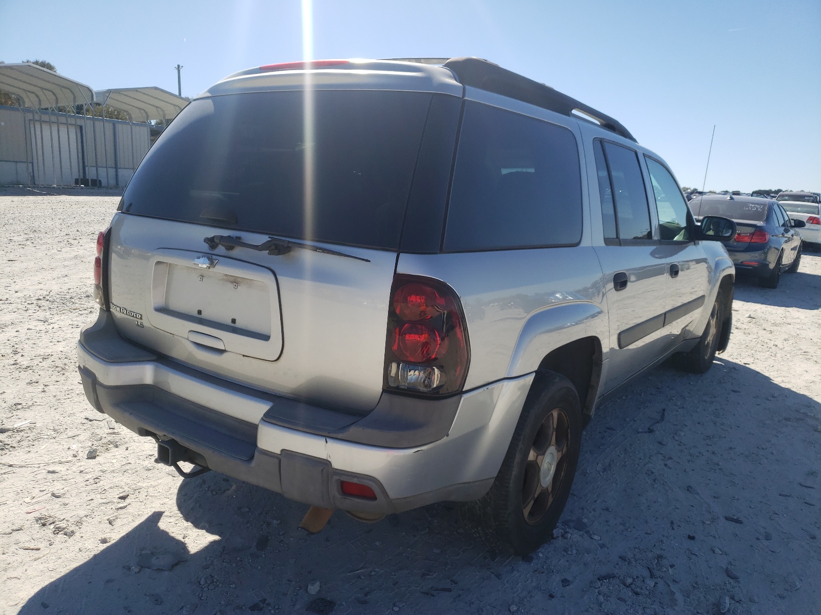 Photo 4 from auction – 2005 CHEVROLET TRAILBLAZE with VIN 1GNET16SX56129676