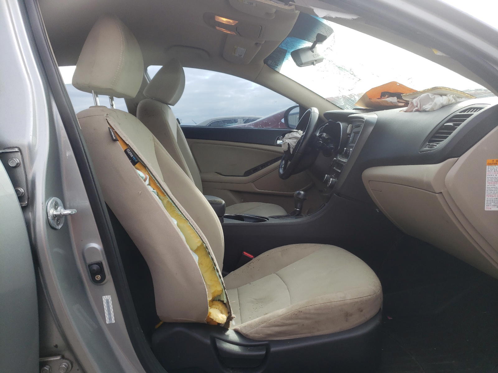 Photo 5 from auction – 2014 KIA OPTIMA HYB with VIN KNAGM4AD6E5077037