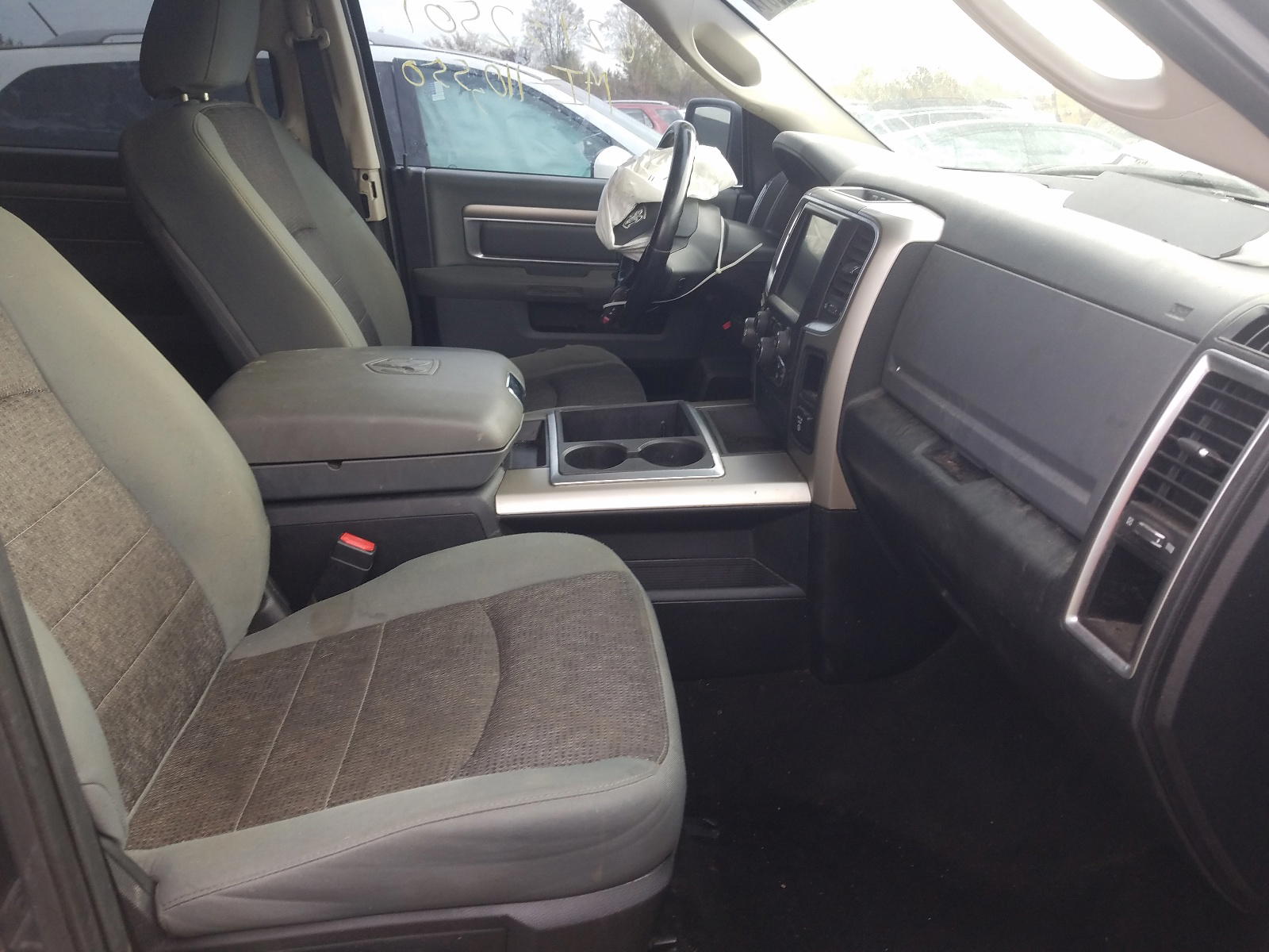 Photo 5 from auction – 2014 RAM 1500 SLT with VIN 1C6RR7TT3ES215838