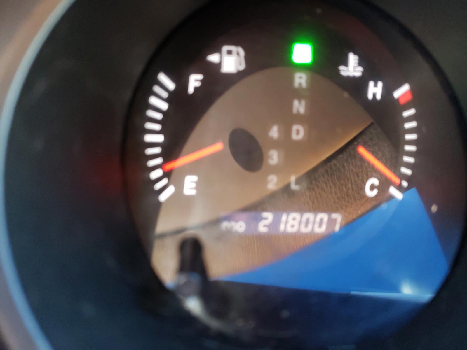 Photo 8 from auction – 2004 LEXUS ES 330 with VIN JTHBA30G940015458