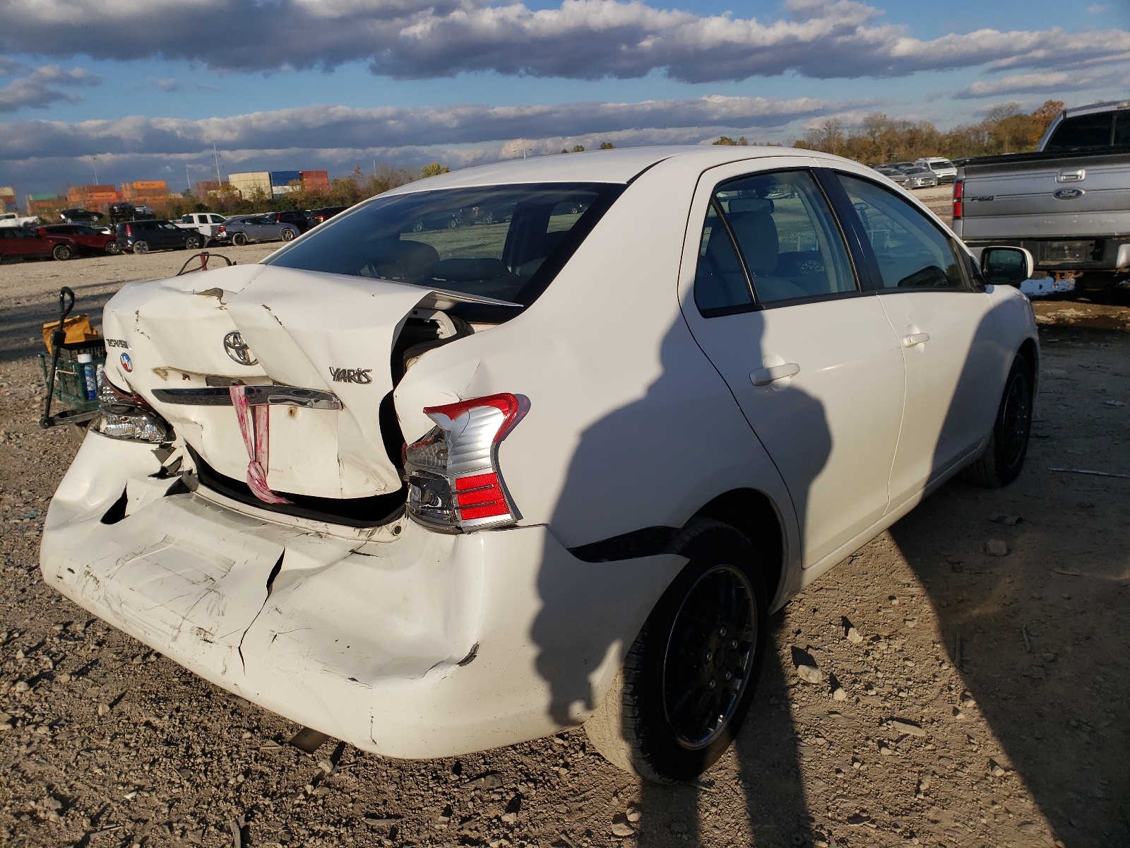 Photo 4 from auction – 2010 TOYOTA YARIS with VIN JTDBT4K36A1362814