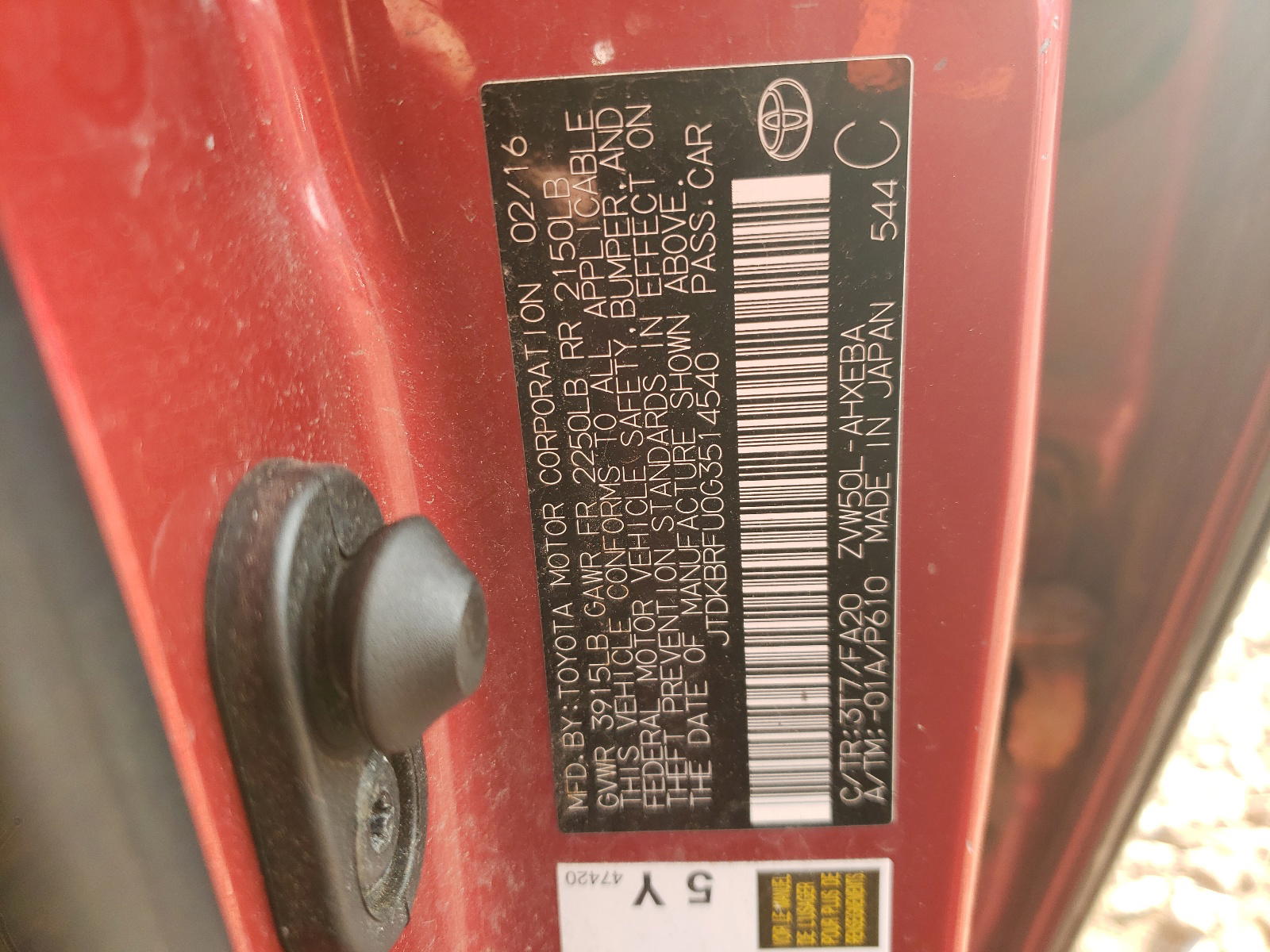 Photo 10 from auction – 2016 TOYOTA PRIUS with VIN JTDKBRFU0G3514540