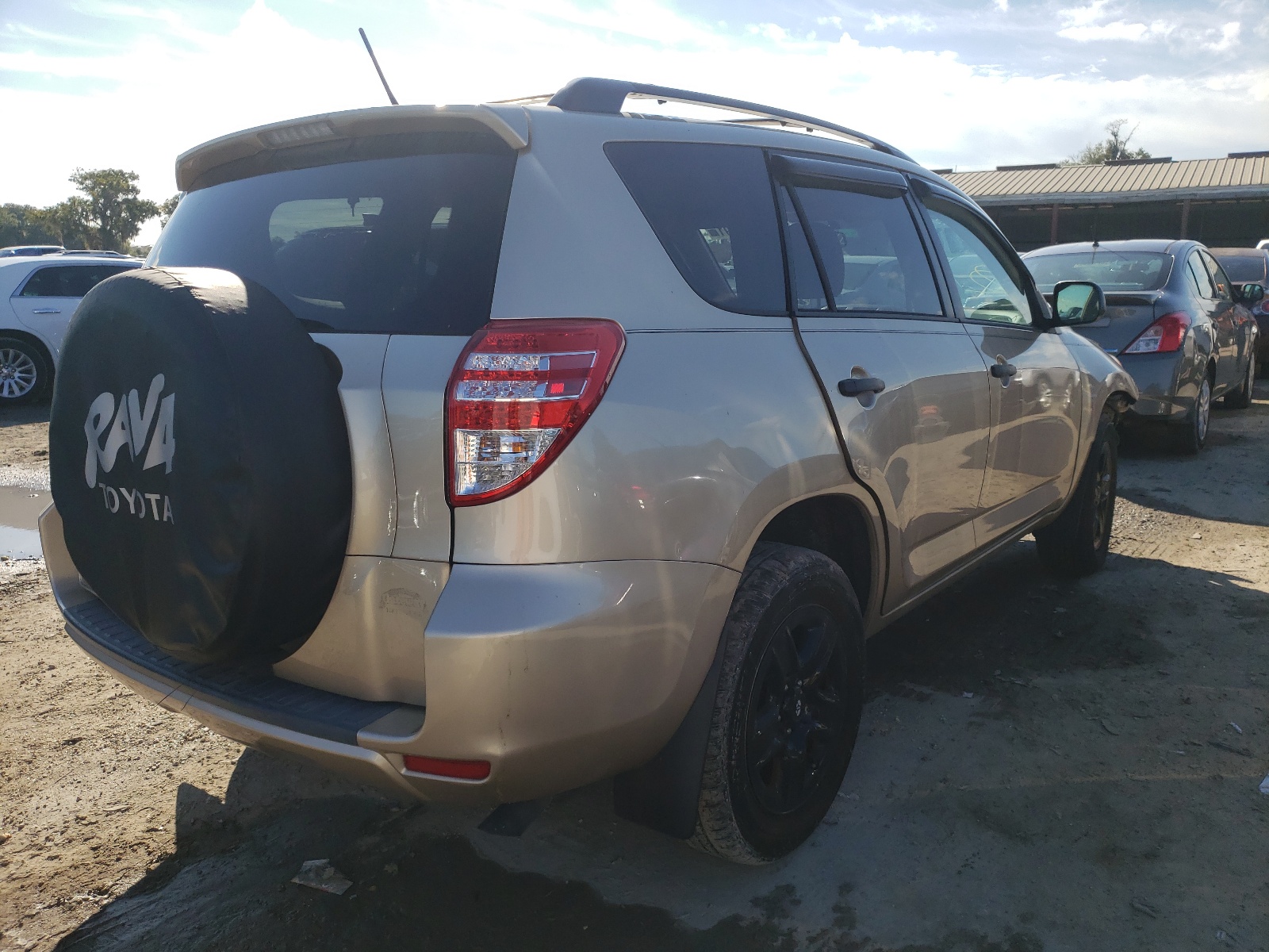Photo 4 from auction – 2010 TOYOTA RAV4 with VIN 2T3ZF4DV0AW026954