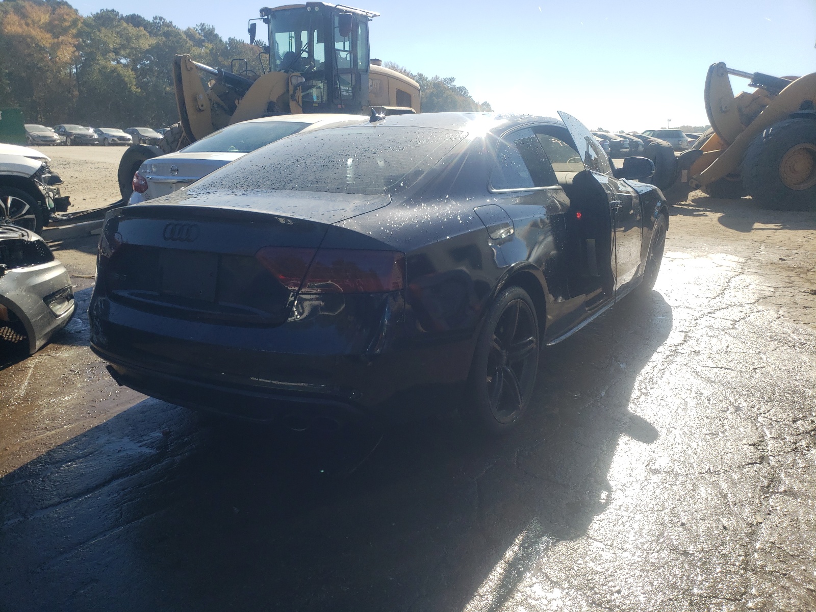 Photo 4 from auction – 2013 AUDI S5 PRESTIG with VIN WAUVGAFR3DA068044