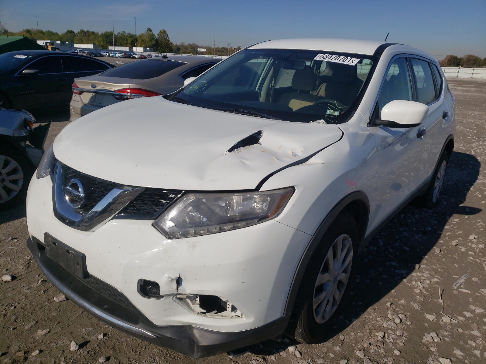 Photo 2 from auction – 2016 NISSAN ROGUE S with VIN KNMAT2MT6GP613897