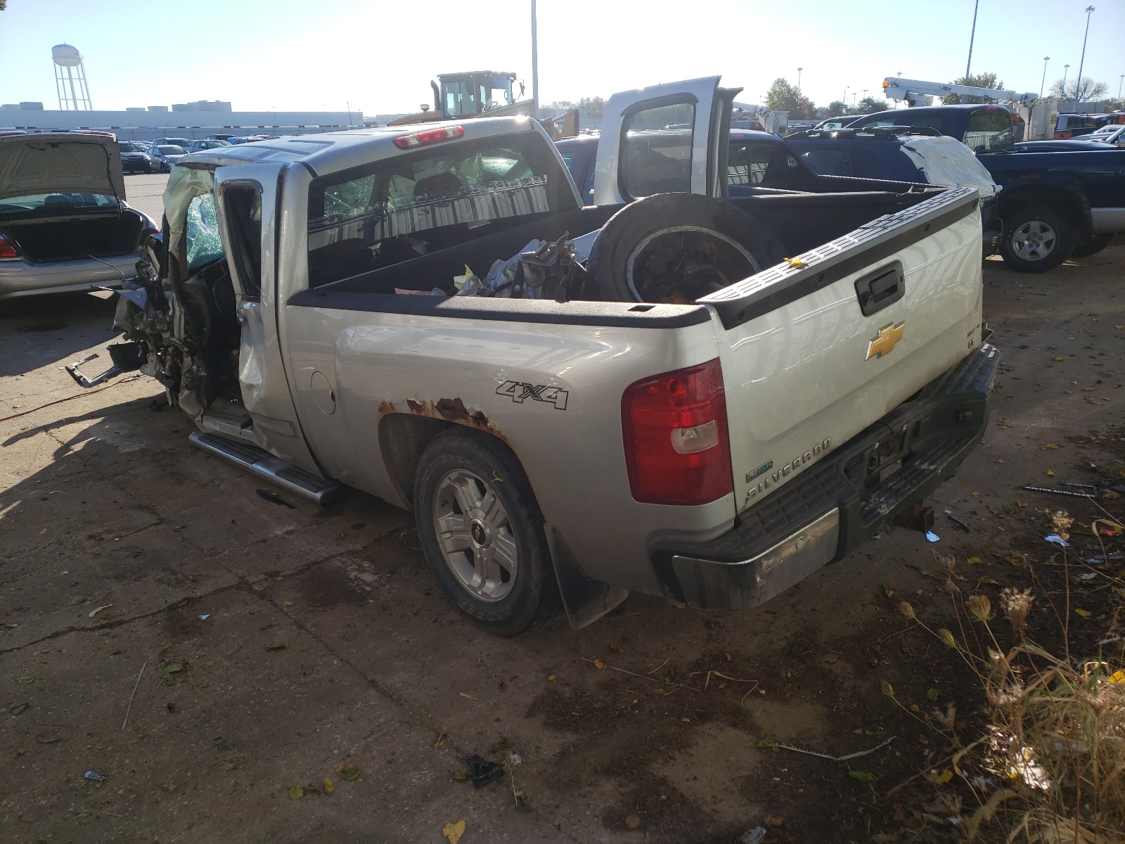 Photo 3 from auction – 2012 CHEVROLET SILVERADO with VIN 1GCRKSE74CZ208241