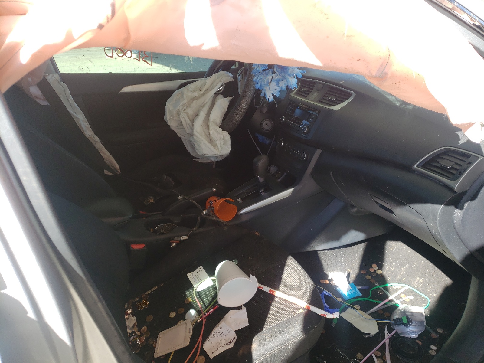 Photo 5 from auction – 2016 NISSAN SENTRA S with VIN 3N1AB7AP5GY277569