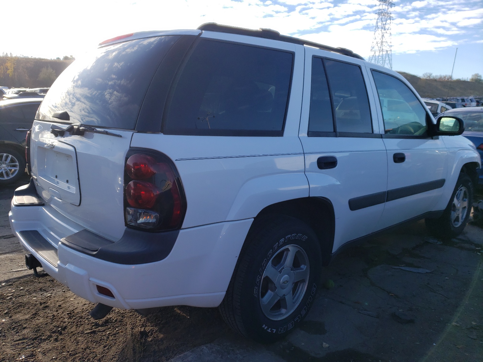 Photo 4 from auction – 2005 CHEVROLET TRAILBLAZE with VIN 1GNDT13S952303602