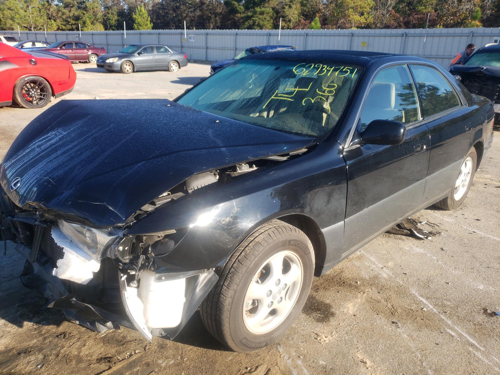 Photo 2 from auction – 1997 LEXUS ES 300 with VIN JT8BF22G6V5000770