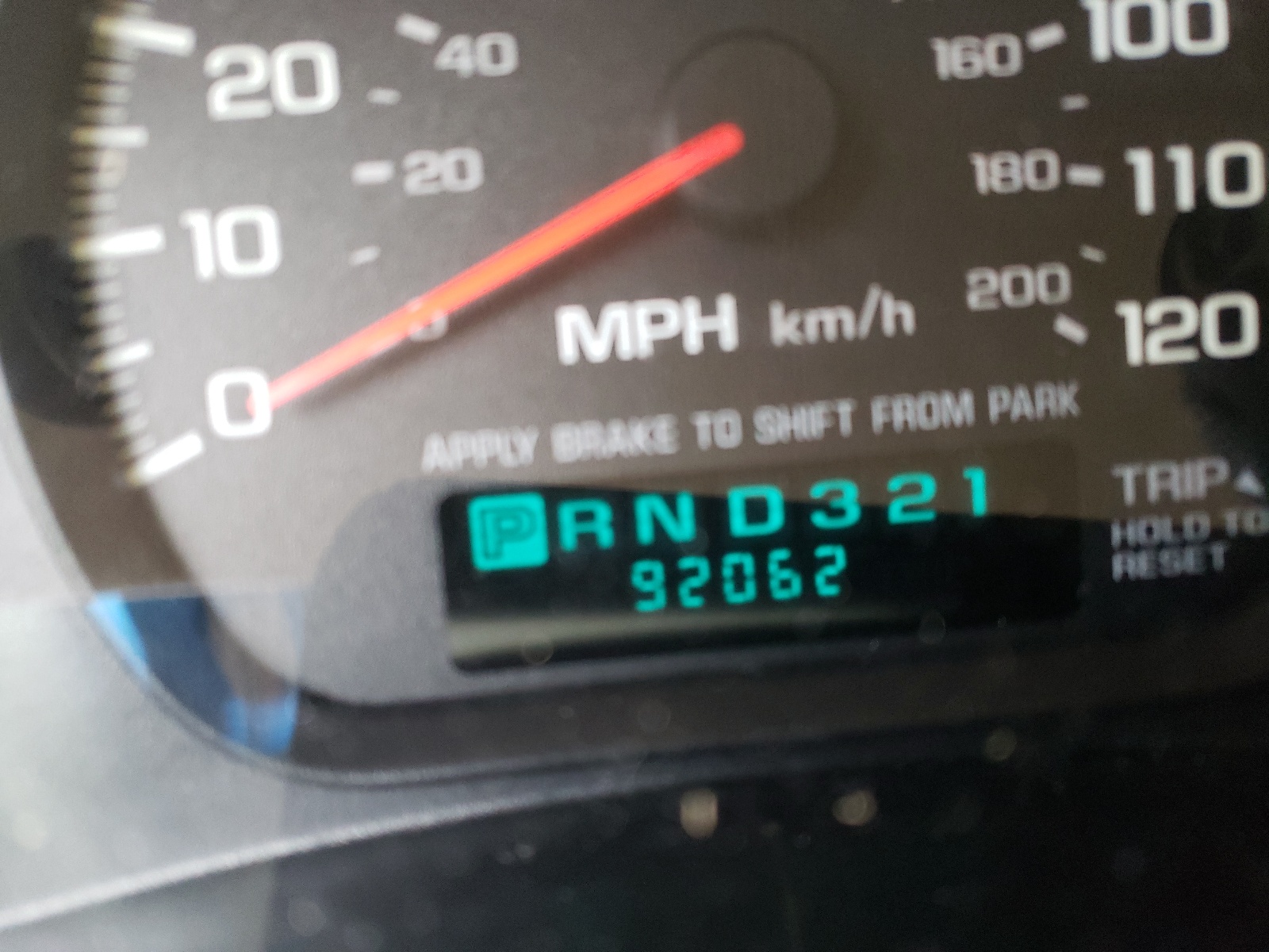 Photo 8 from auction – 2002 CHEVROLET IMPALA LS with VIN 2G1WH55K829257287