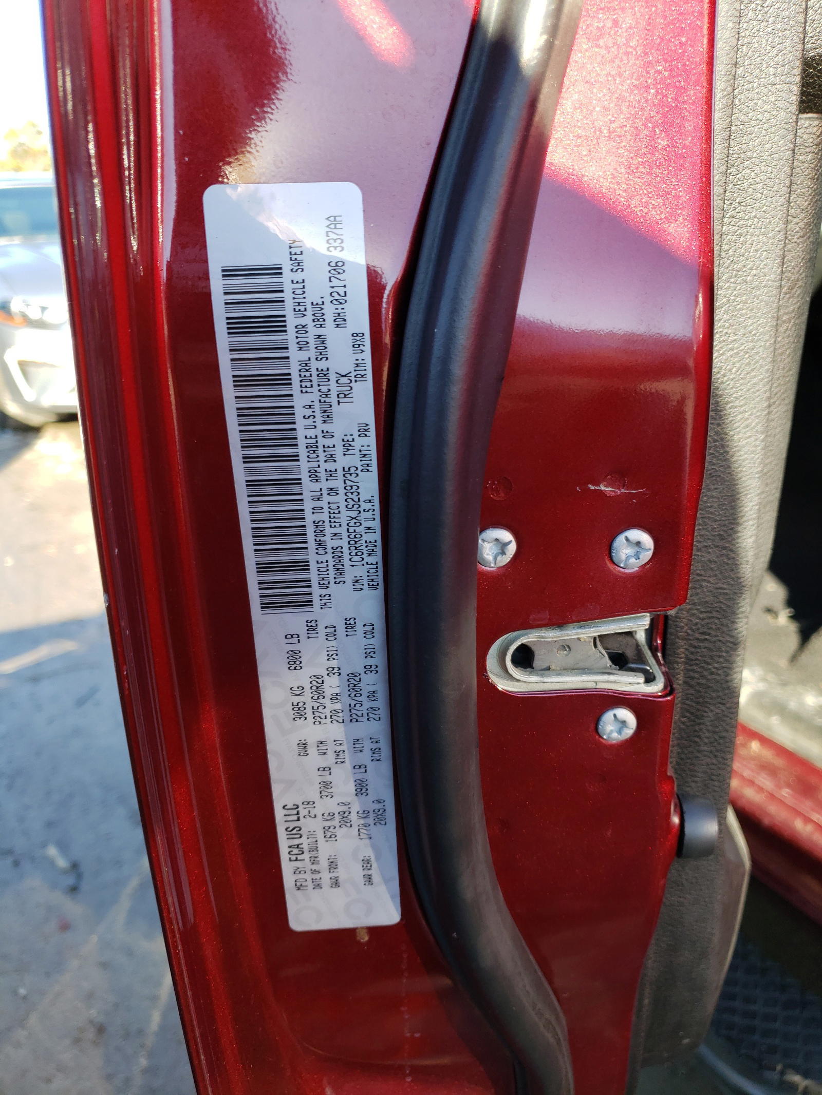 Photo 10 from auction – 2018 RAM 1500 ST with VIN 1C6RR6FGXJS239735