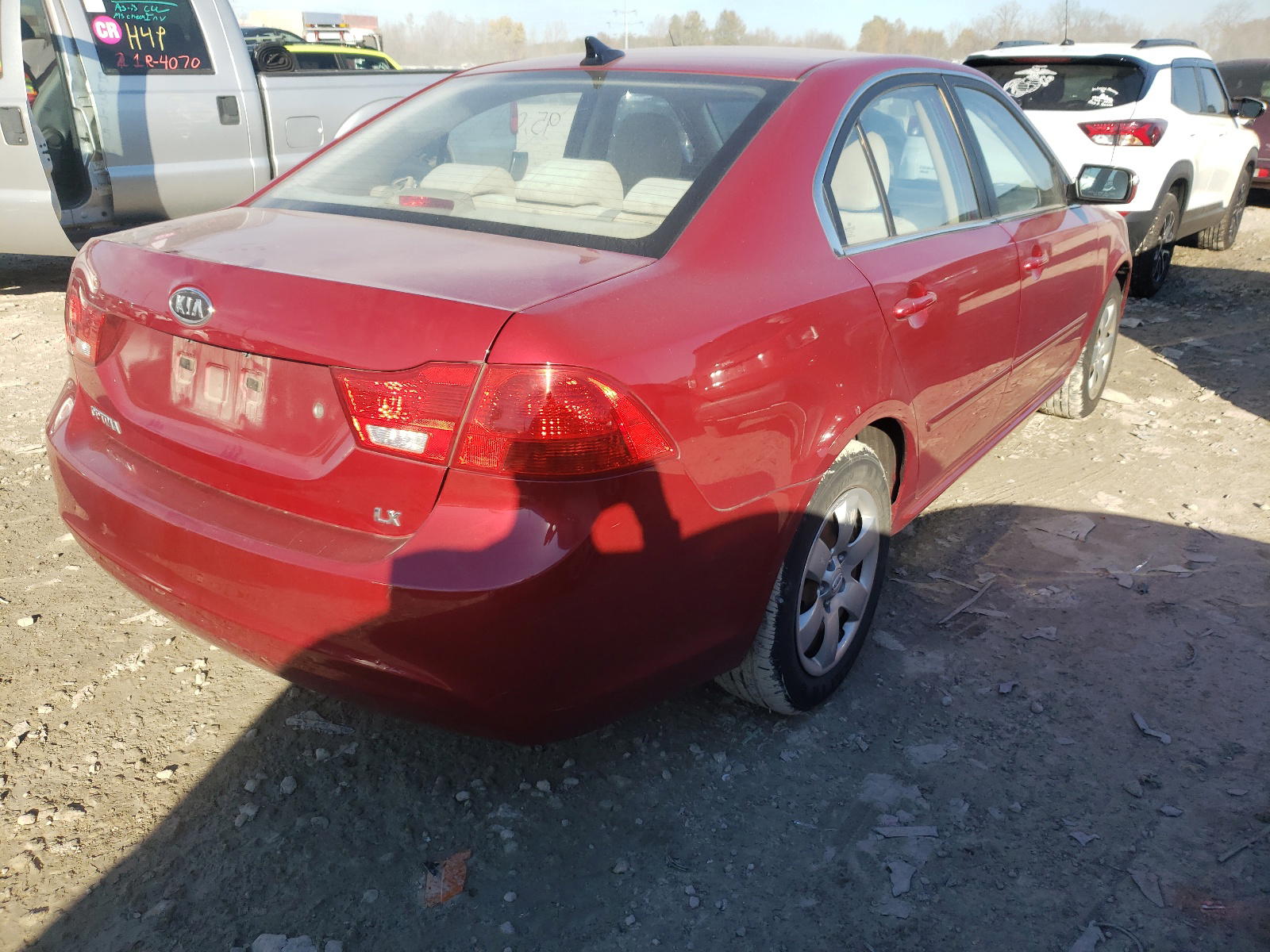 Photo 4 from auction – 2009 KIA OPTIMA LX with VIN KNAGE228295300246