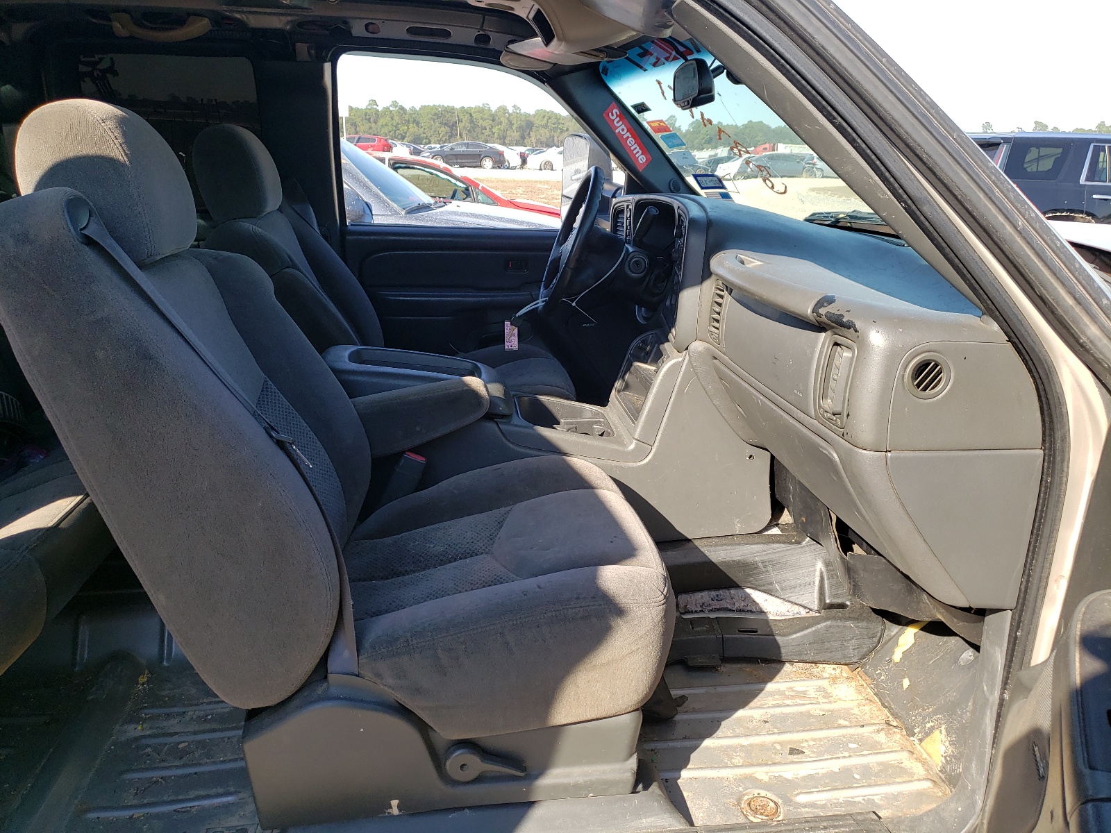 Photo 5 from auction – 2007 CHEVROLET SILVERADO with VIN 1GCEK19ZX7E120134