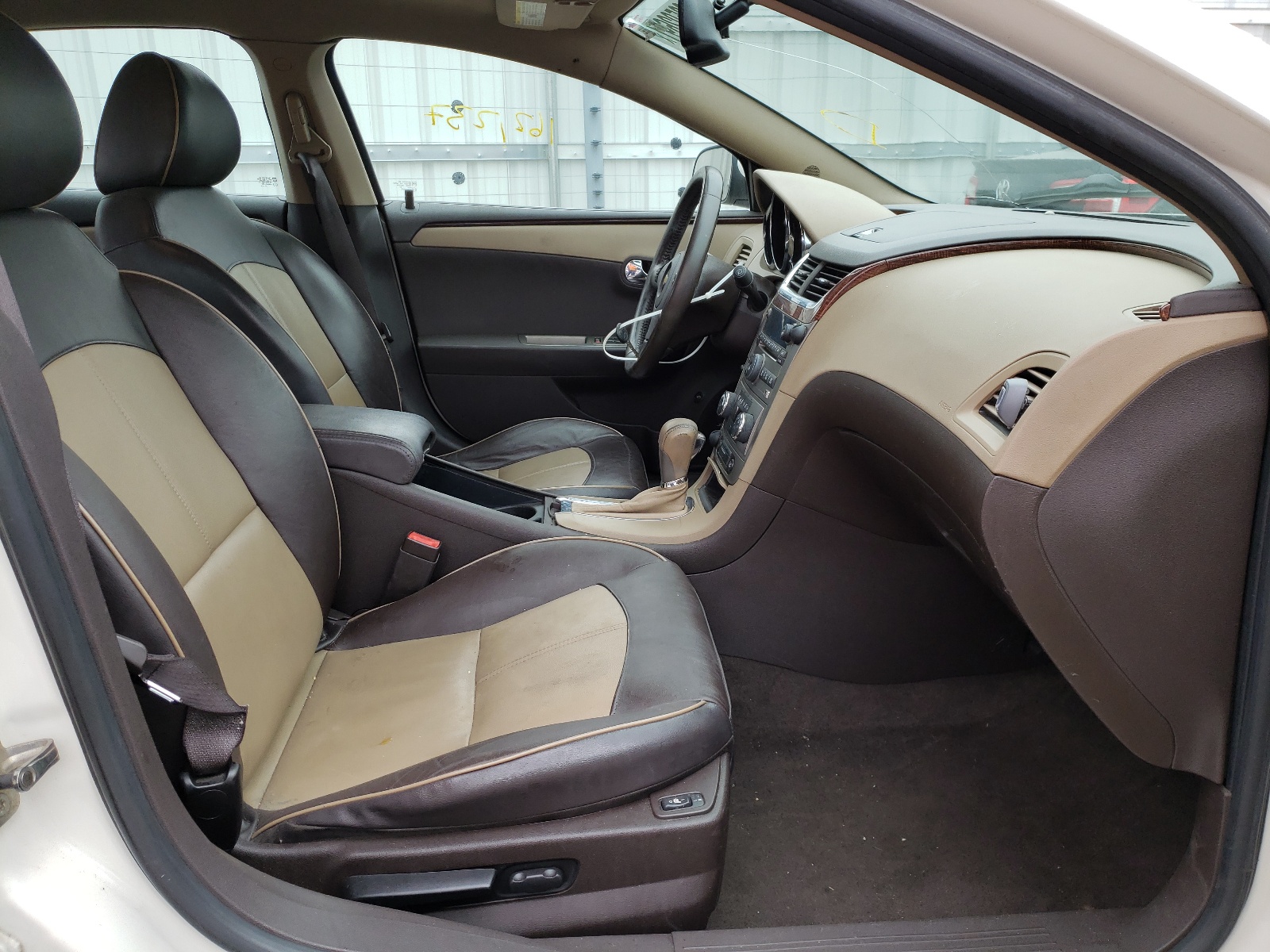 Photo 5 from auction – 2011 CHEVROLET MALIBU LTZ with VIN 1G1ZE5E16BF225975