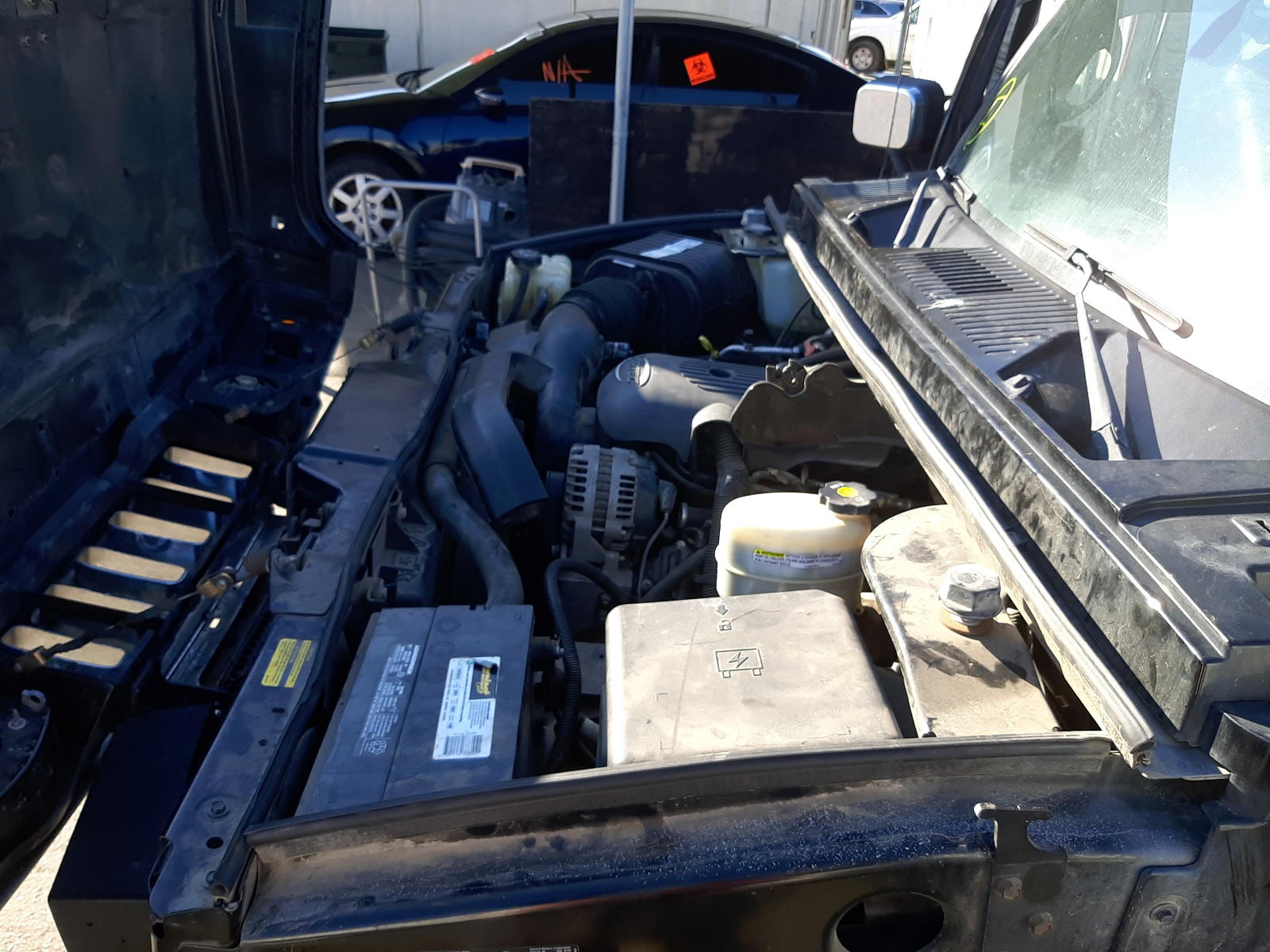 Photo 7 from auction – 2004 HUMMER H2 with VIN 5GRGN23U14H121085