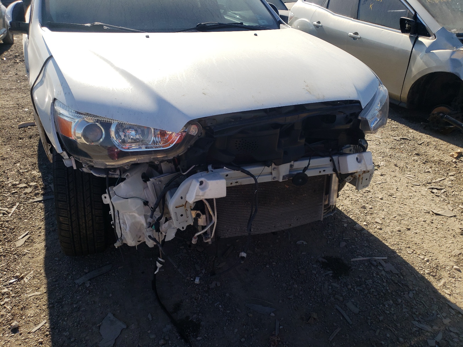 Photo 9 from auction – 2017 MITSUBISHI OUTLANDER with VIN JA4AR3AU9HZ046148