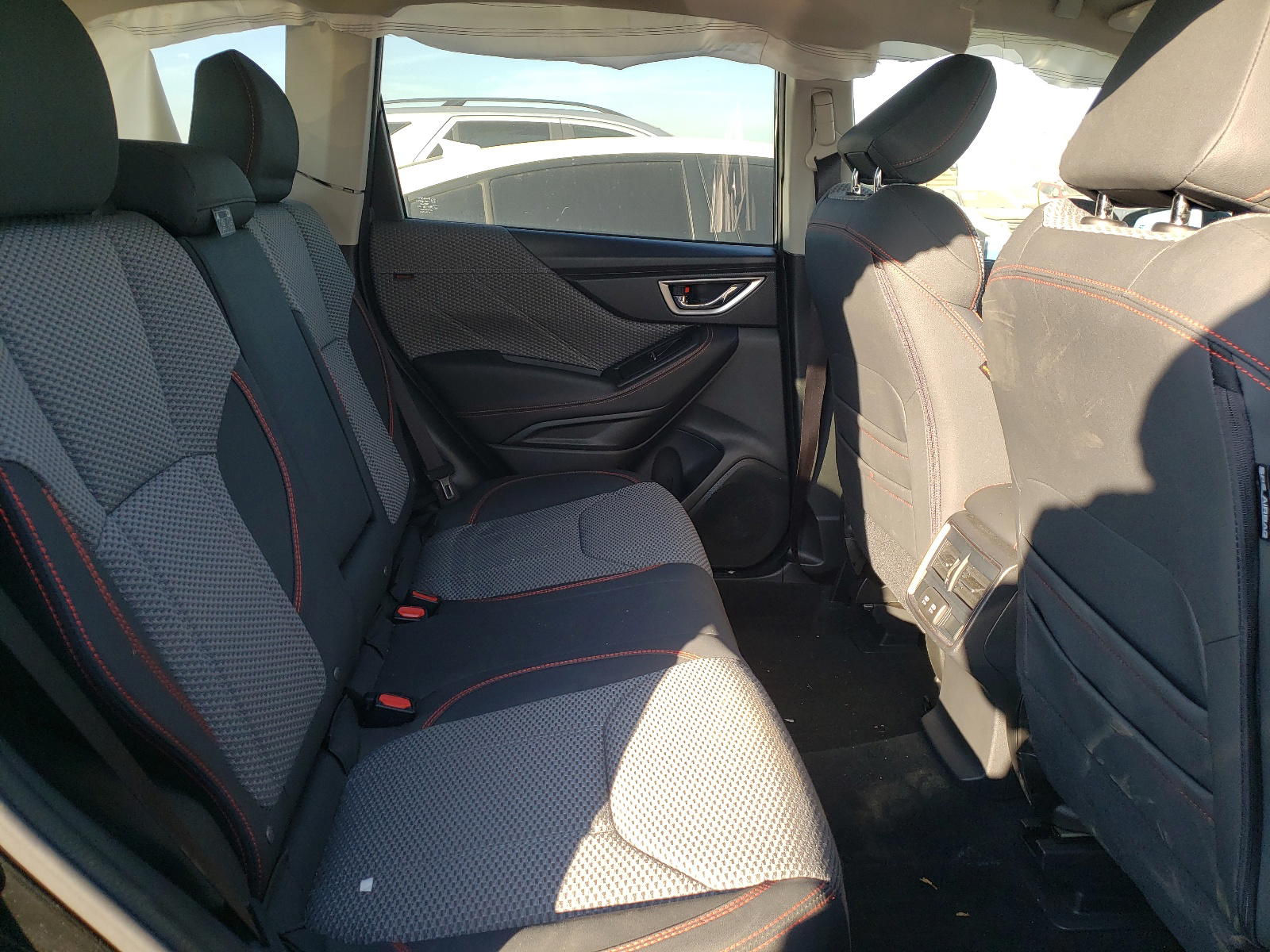 Photo 6 from auction – 2019 SUBARU FORESTER S with VIN JF2SKAPC0KH417665