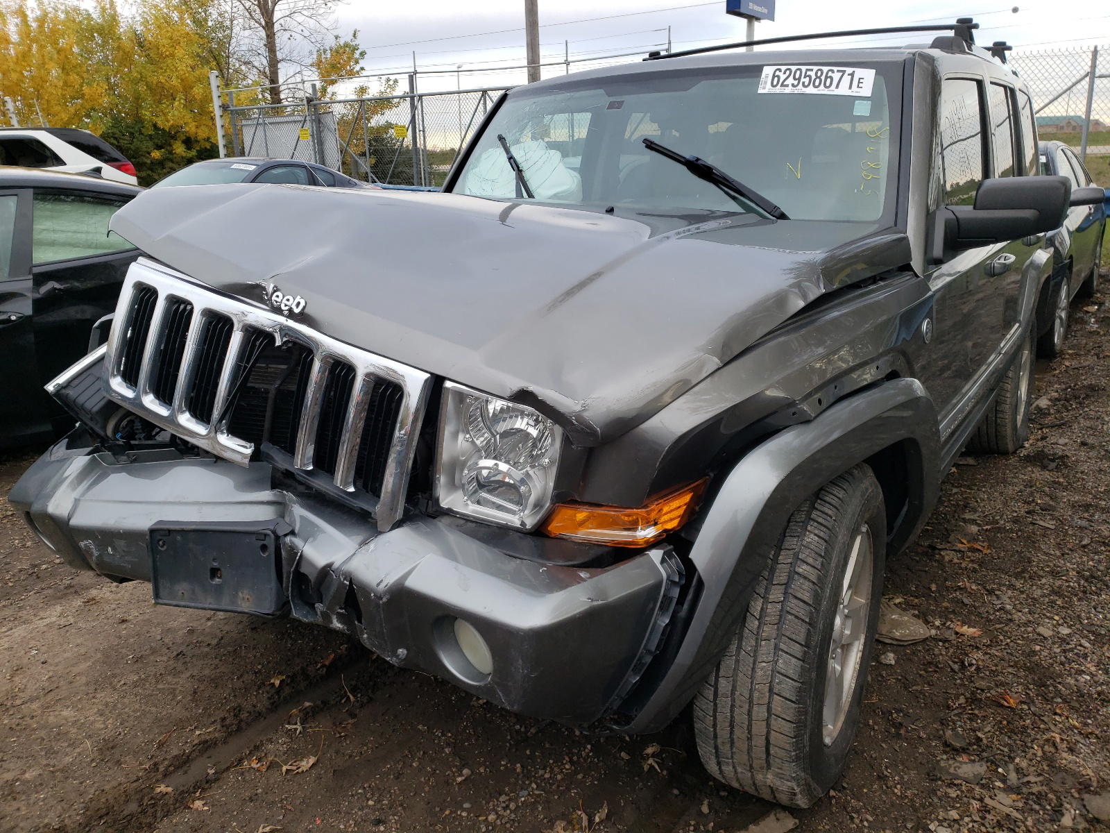 Photo 2 from auction – 2007 JEEP COMMANDER with VIN 1J8HG58227C598918