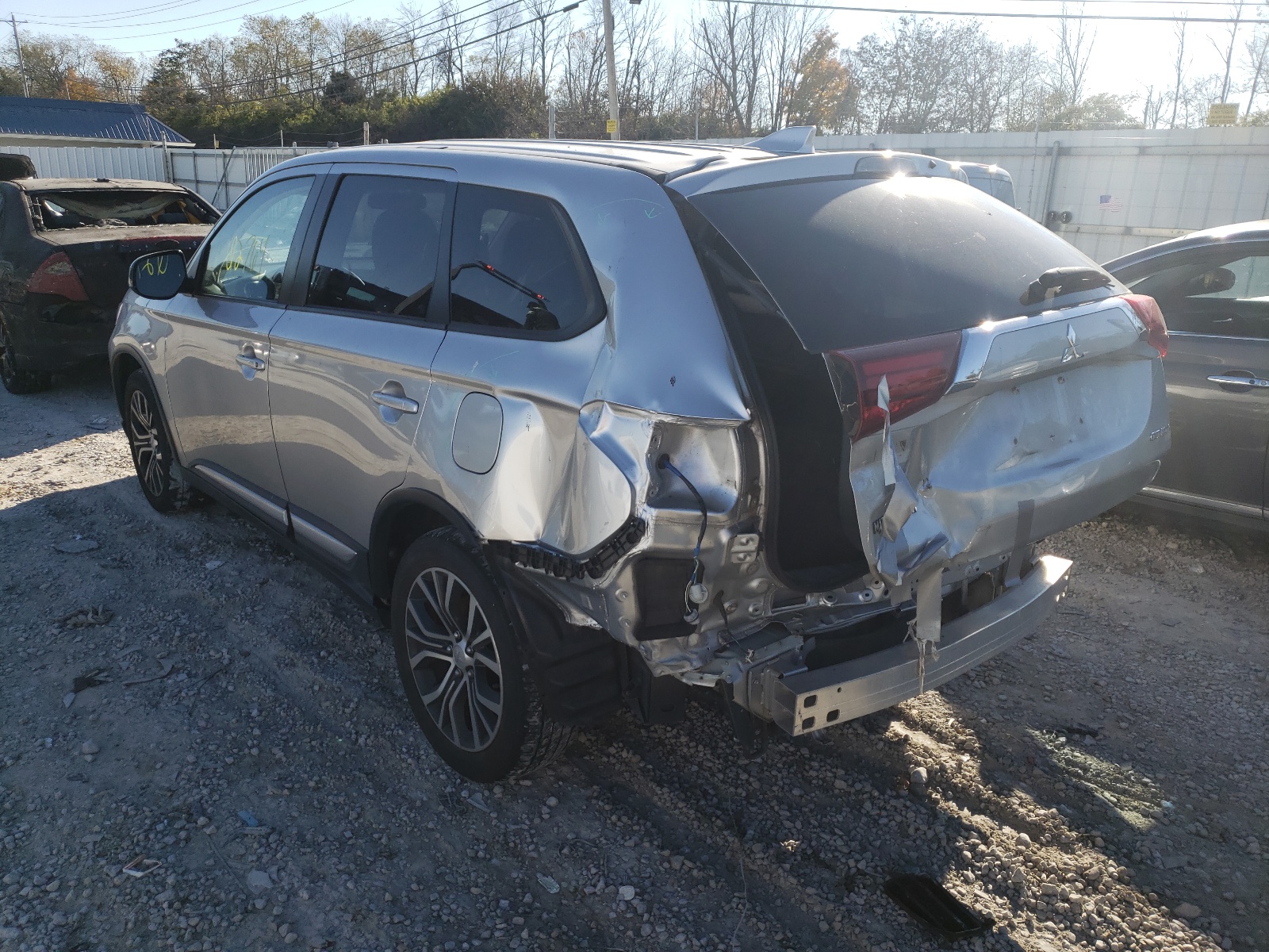 Photo 3 from auction – 2018 MITSUBISHI OUTLANDER with VIN JA4AZ3A39JZ058152
