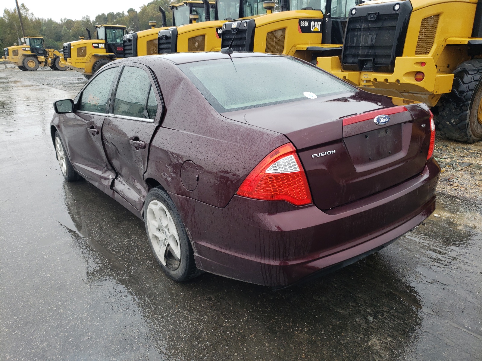 Photo 3 from auction – 2011 FORD FUSION SE with VIN 3FAHP0HA1BR333165