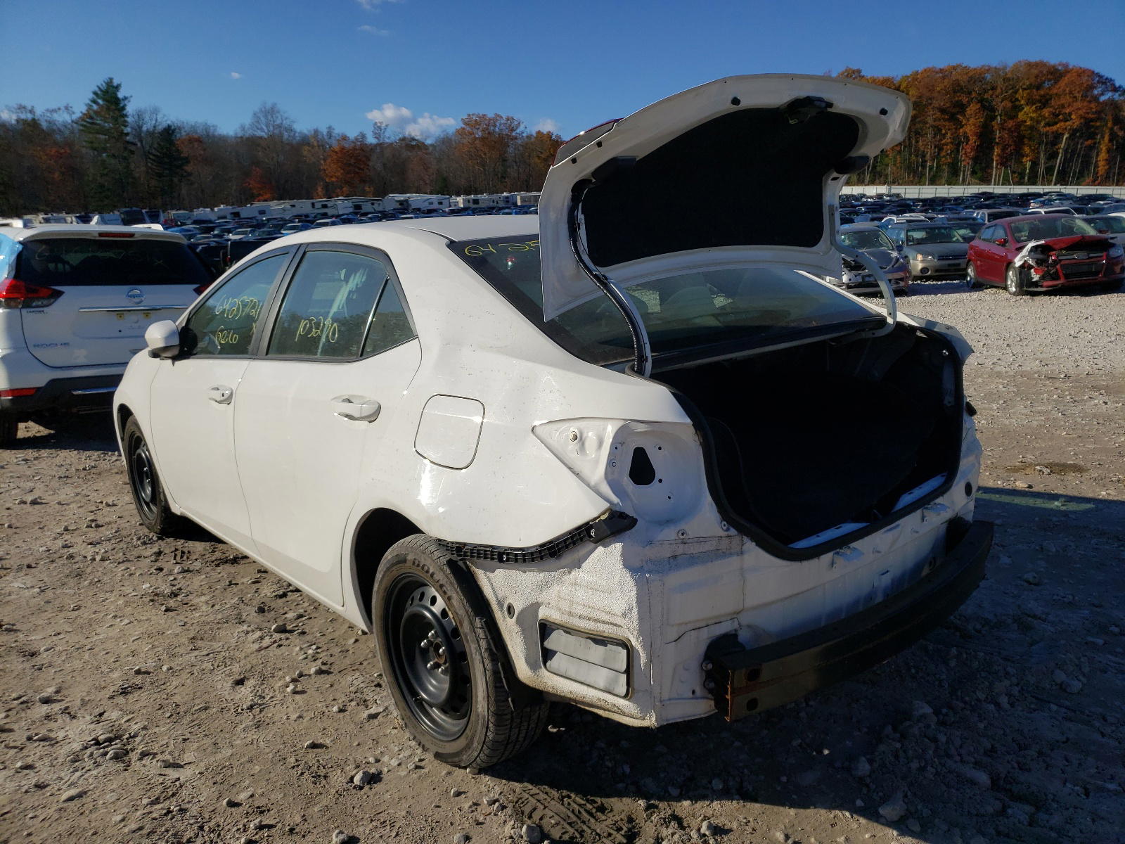 Photo 3 from auction – 2017 TOYOTA COROLLA L with VIN 2T1BURHEXHC814725