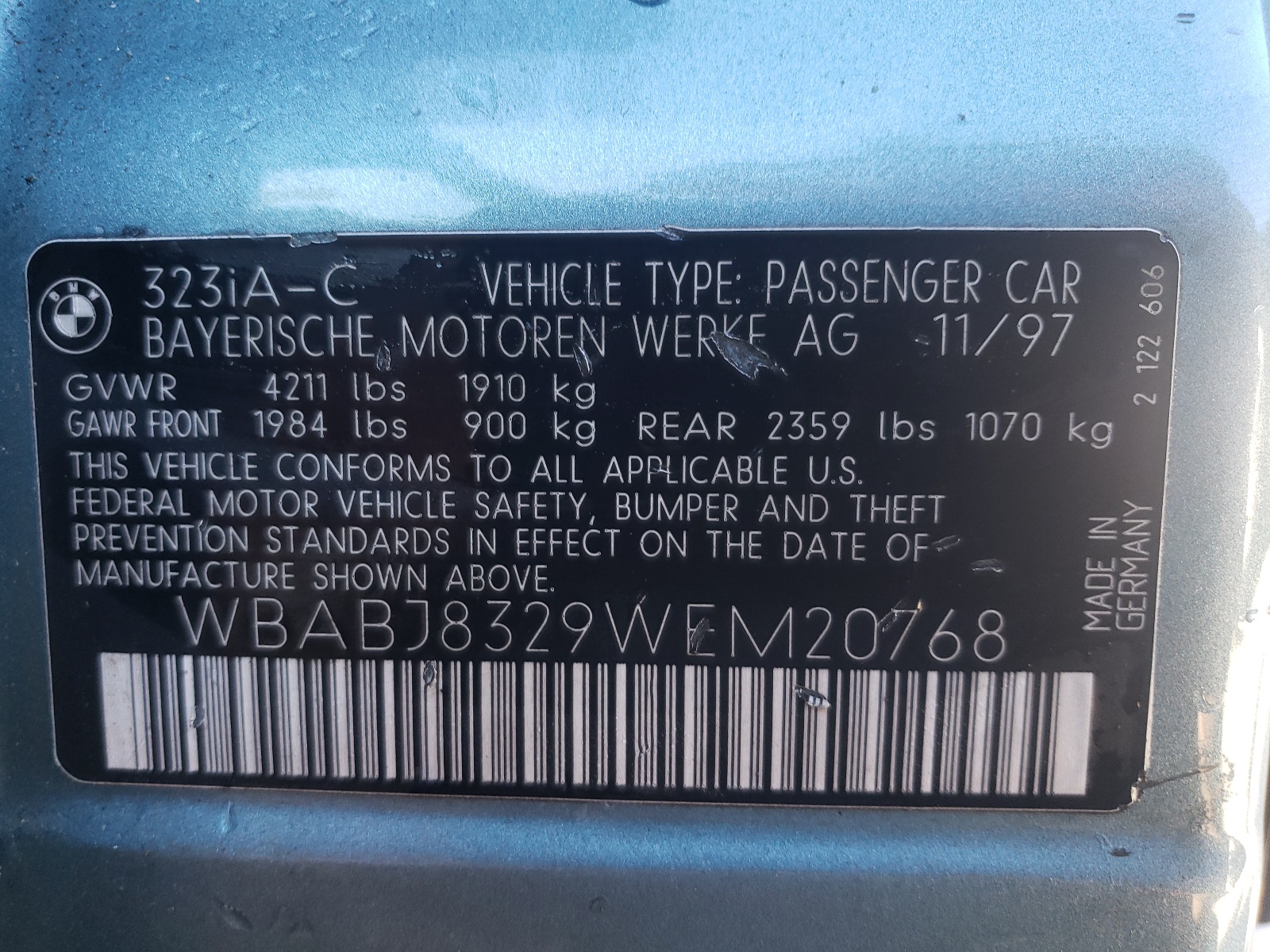 Photo 10 from auction – 1998 BMW 323 IC AUT with VIN WBABJ8329WEM20768