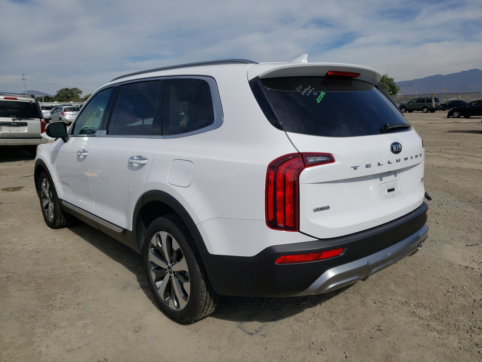 Photo 3 from auction – 2021 KIA TELLURIDE with VIN 5XYP6DHC3MG125089