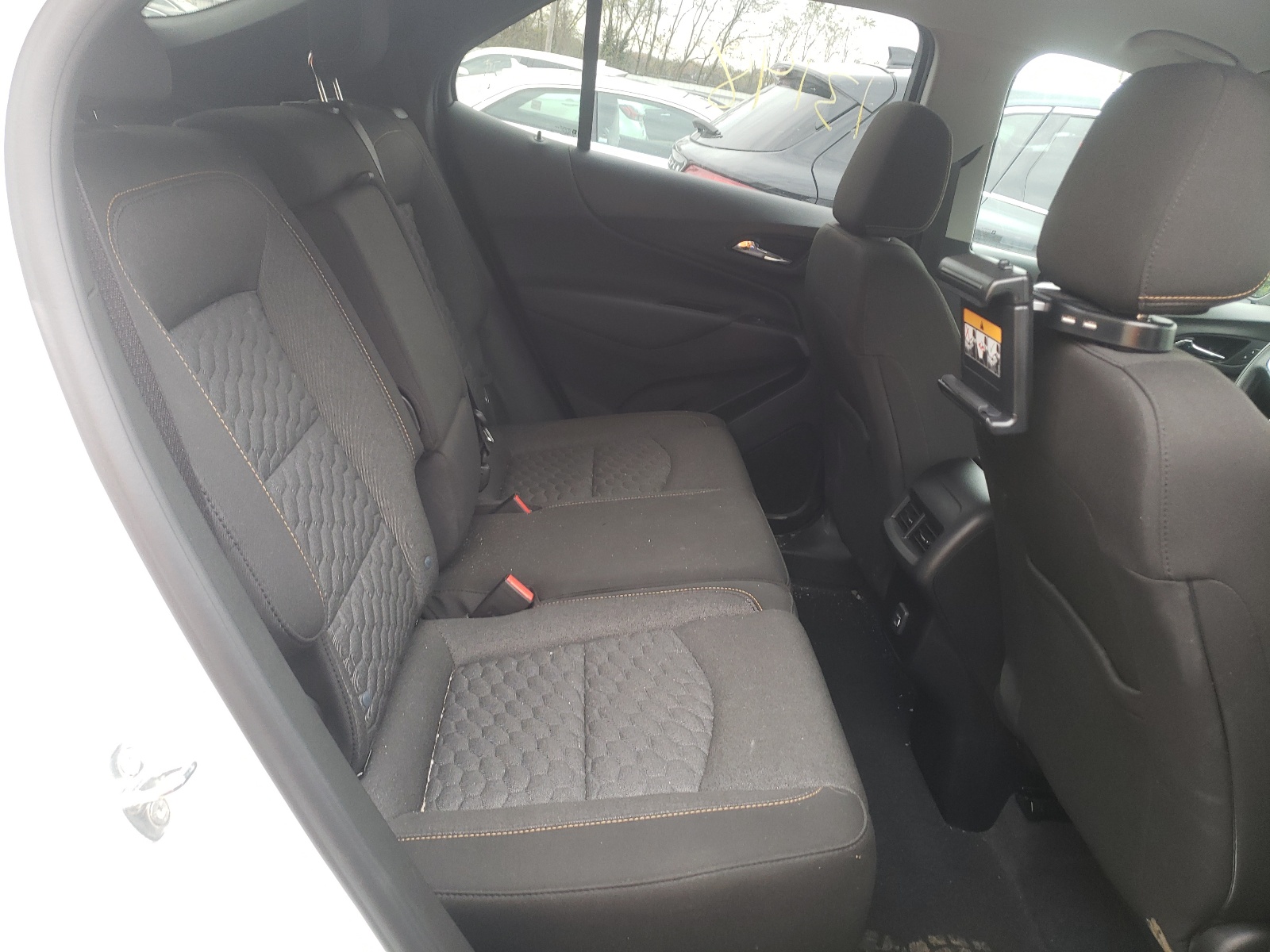 Photo 6 from auction – 2019 CHEVROLET EQUINOX LT with VIN 2GNAXUEV7K6272218